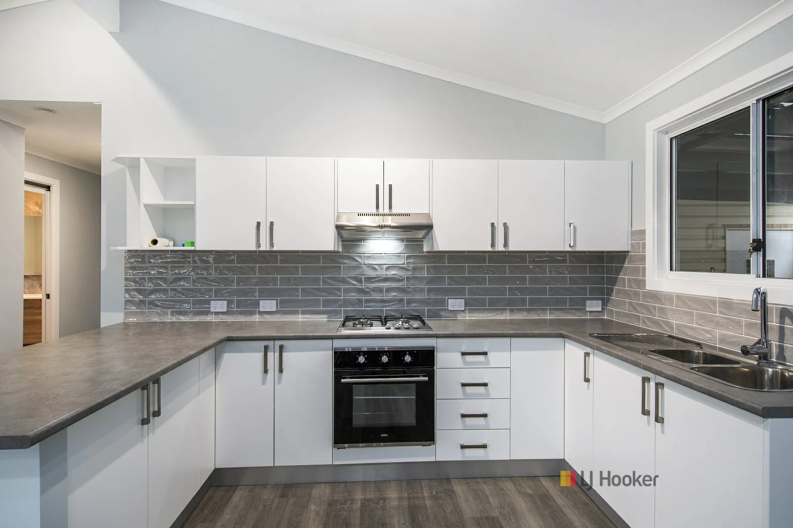 Additional image 2 of 184/186 Sunrise Avenue, Halekulani NSW 2262