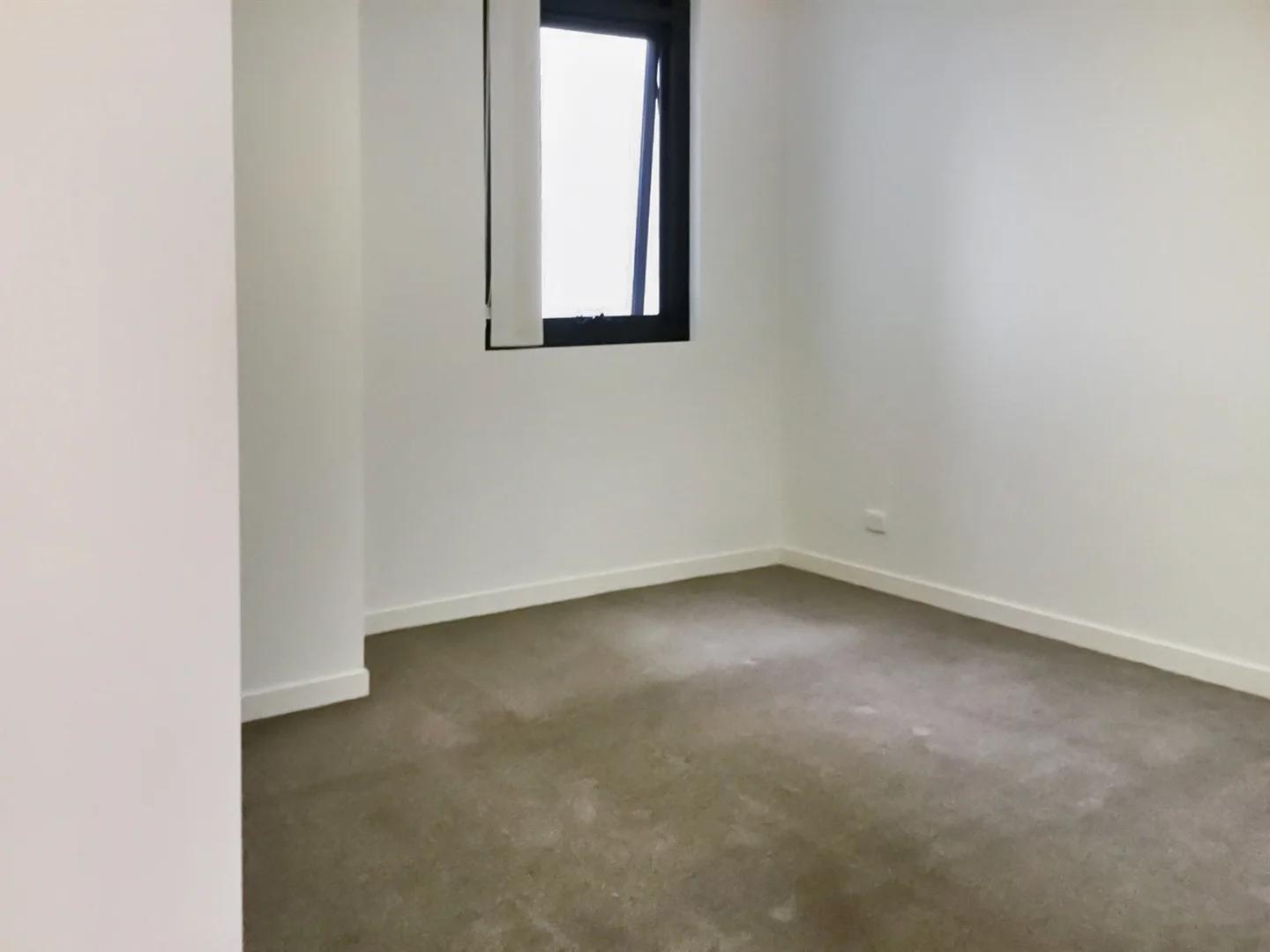 Additional image 9 of Lyons ACT 2606