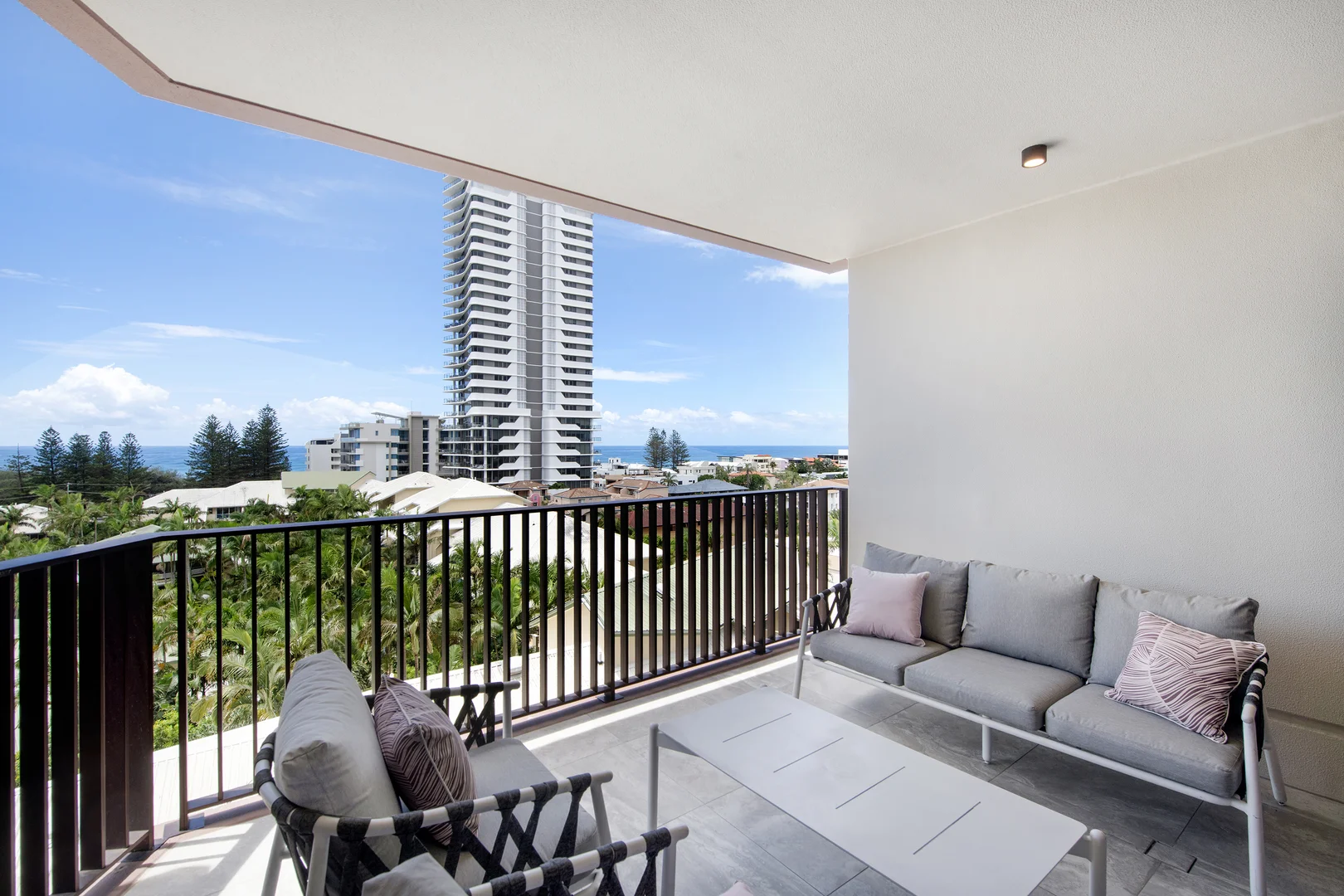 Additional image 3 of 606/7-9 Mermaid Avenue, Mermaid Beach QLD 4218