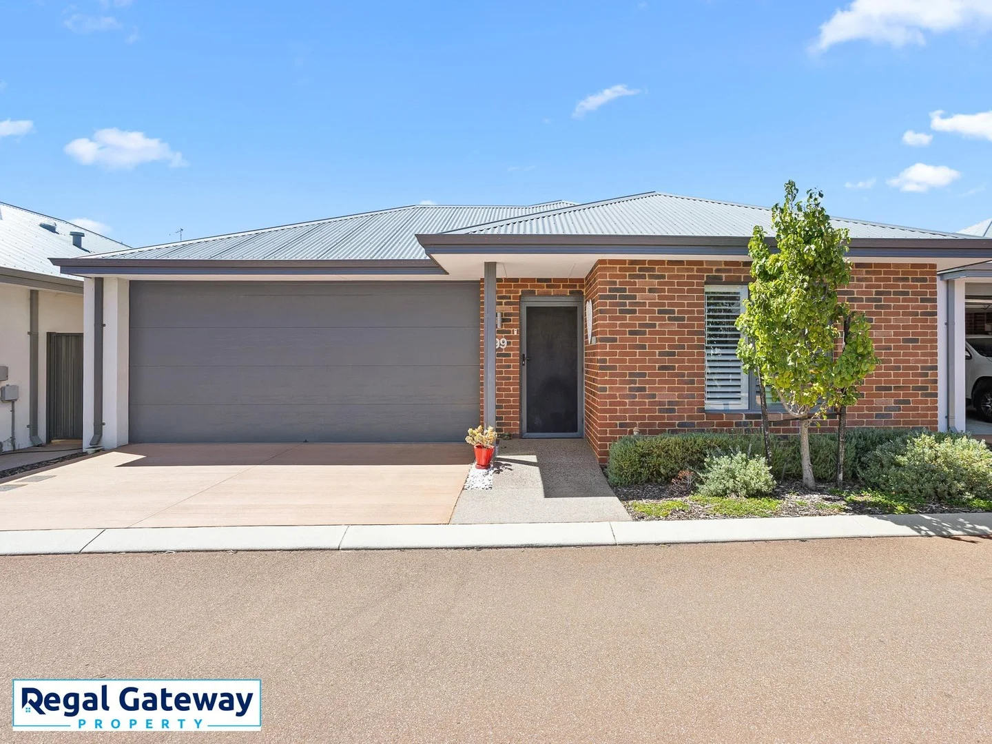 99/100 Clementine Boulevard, Treeby WA 6164