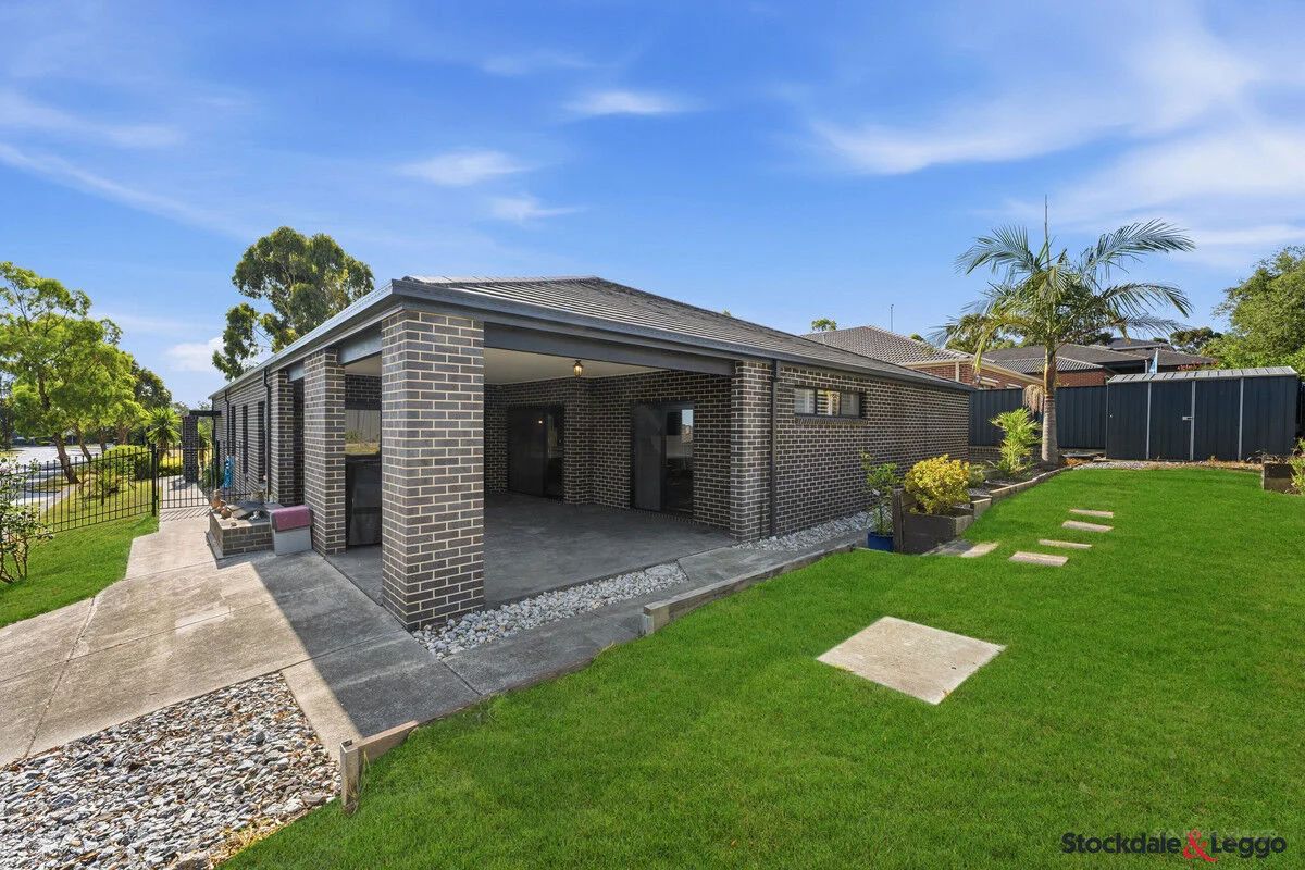 Additional image 19 of 2 Waterside Drive, Pakenham VIC 3810