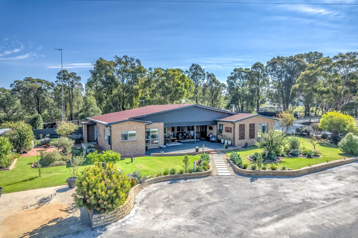 720 Cowwarr-Seaton Road, Seaton VIC 3858