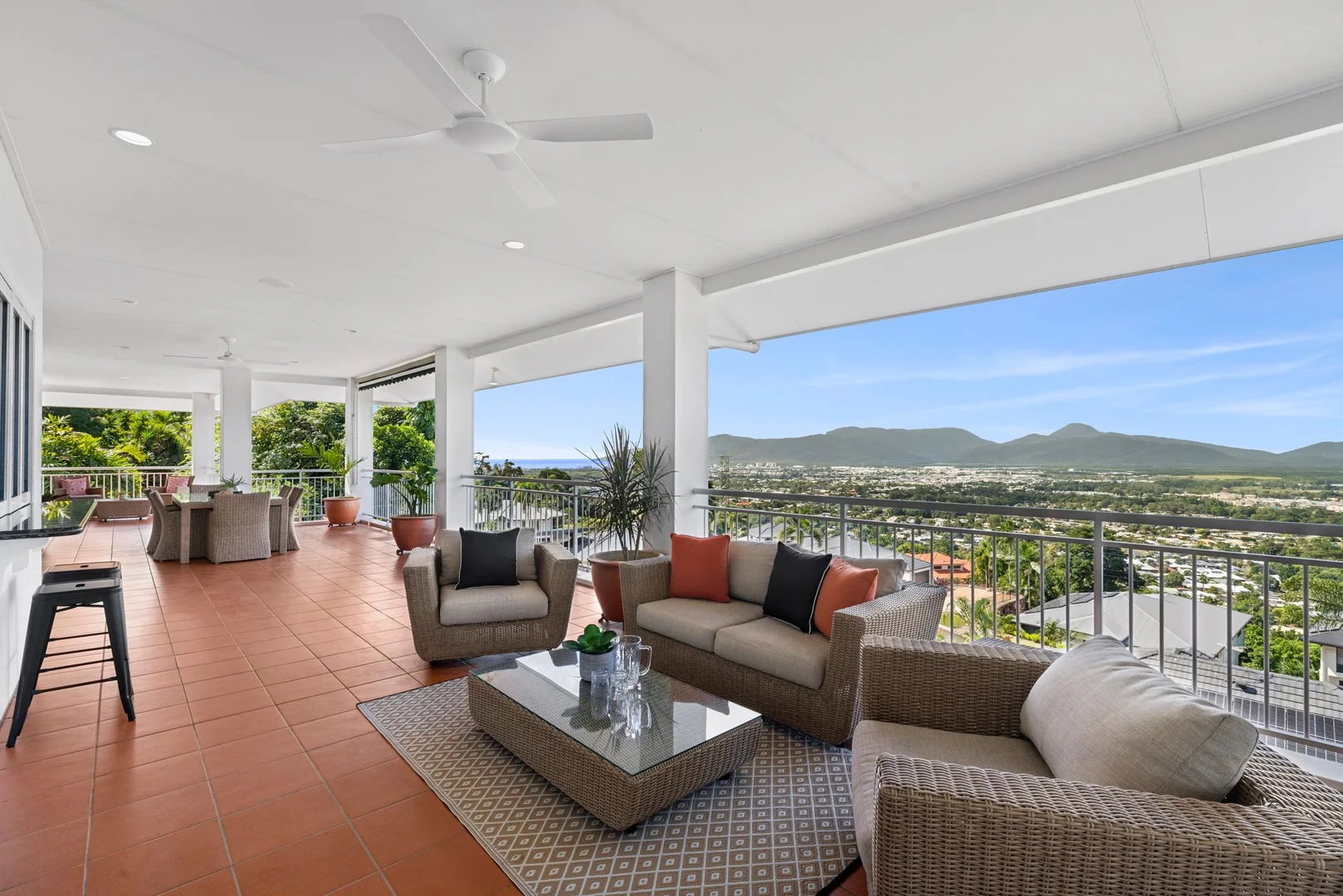 Additional image 3 of 14 Coreega Close, Mooroobool QLD 4870