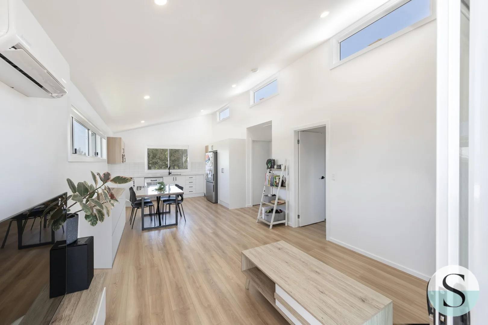 Additional image 7 of 24 Marks Parade, Marks Point NSW 2280