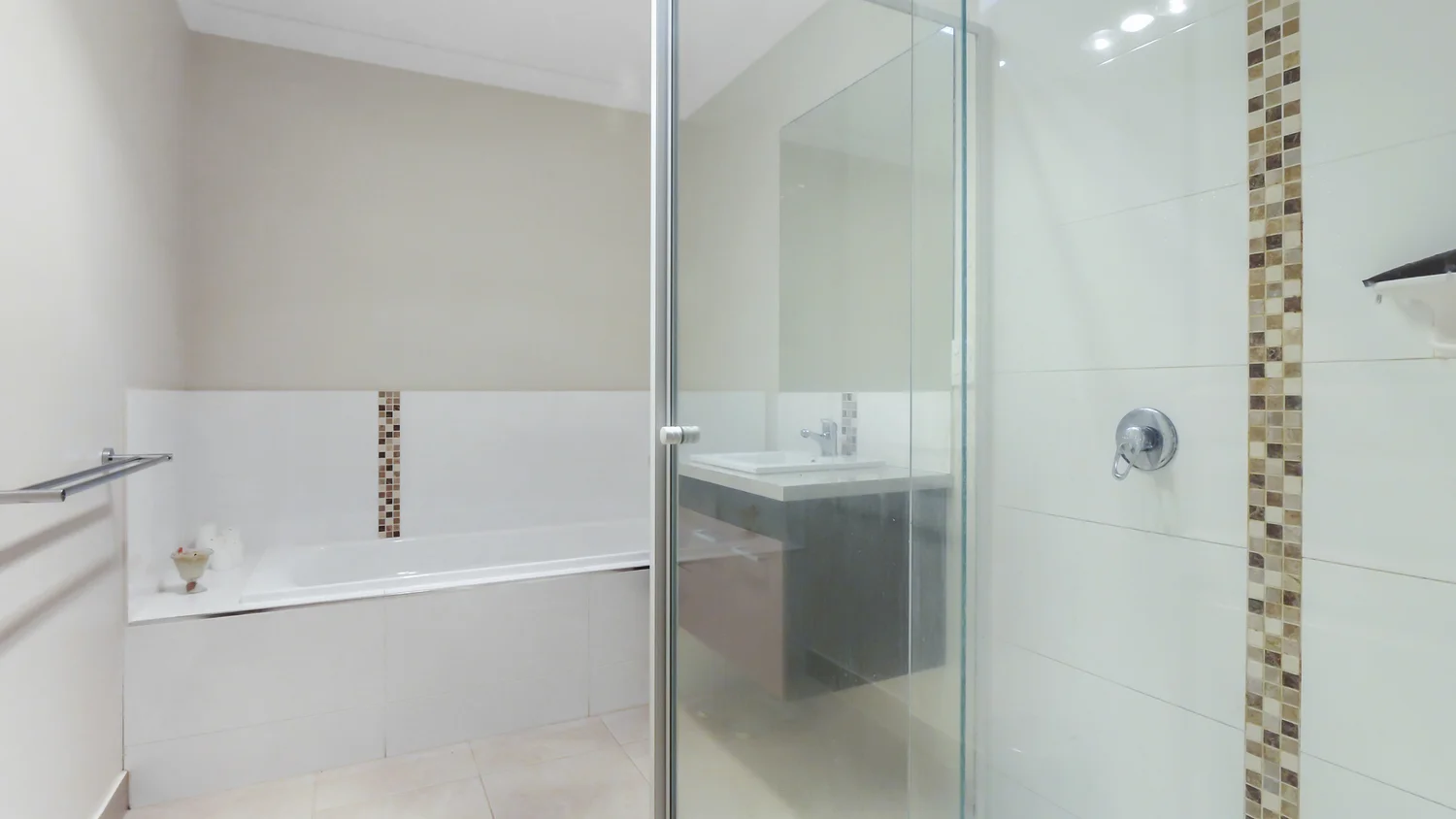 Additional image 8 of 2/111 Ashenden Street, Shepparton VIC 3630