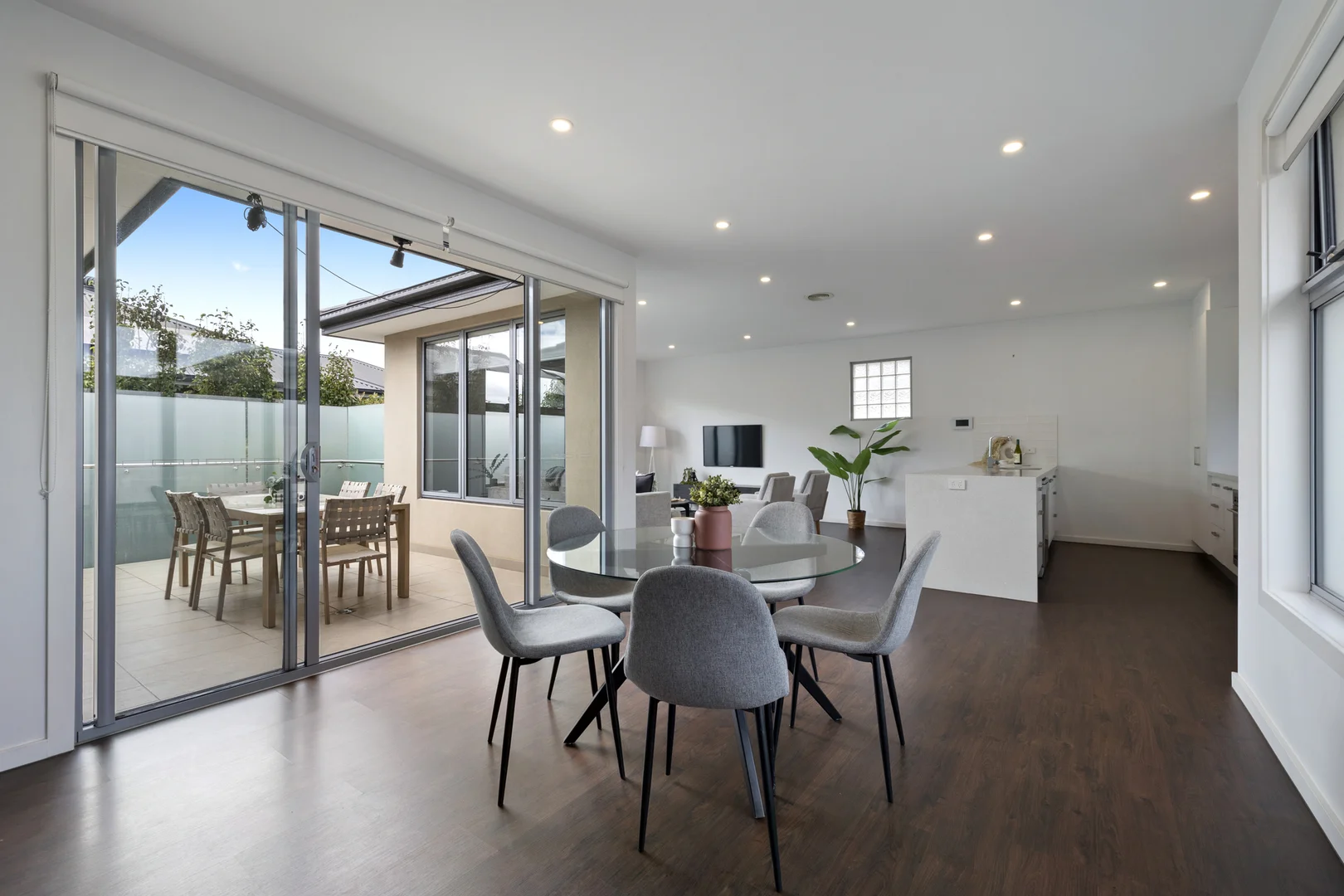 Additional image 3 of 2/4 Keith Avenue, Edithvale VIC 3196