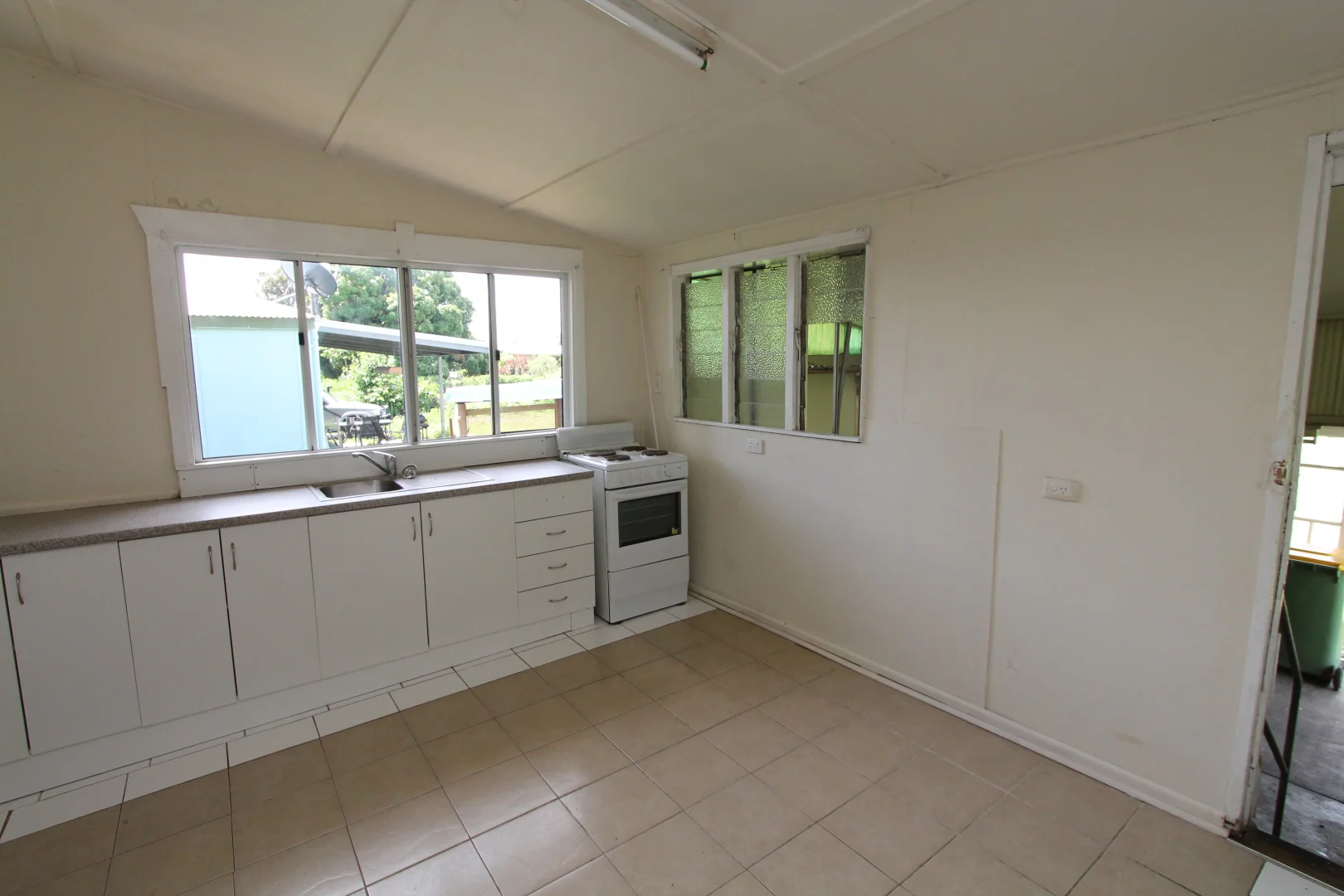 Additional image 2 of 21 Ninth Avenue, Home Hill QLD 4806