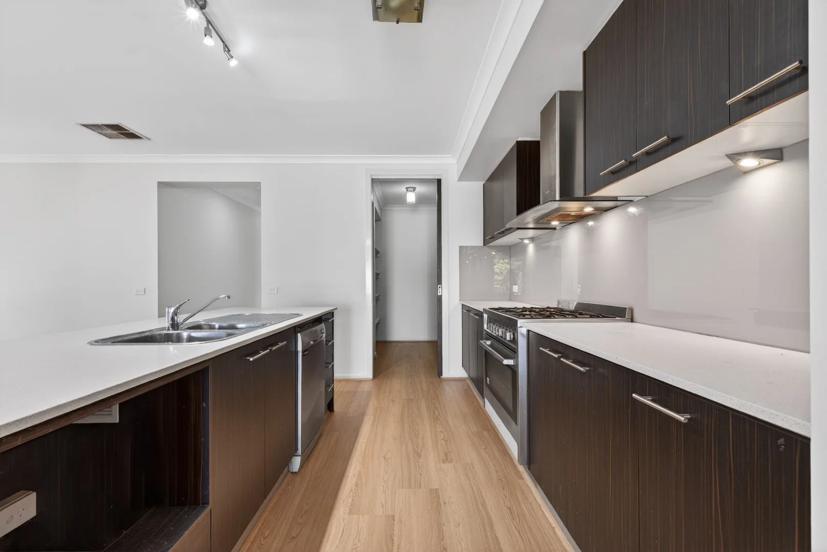 Additional image 5 of 6 Fremantle Place, Taylors Hill VIC 3037