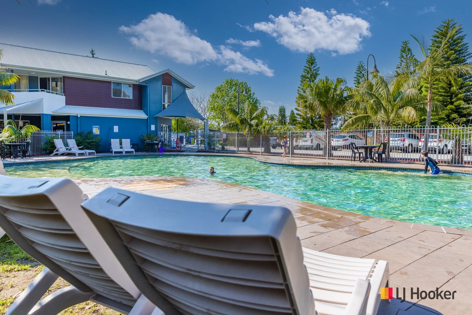 304/51 Beach Road, Batehaven NSW 2536