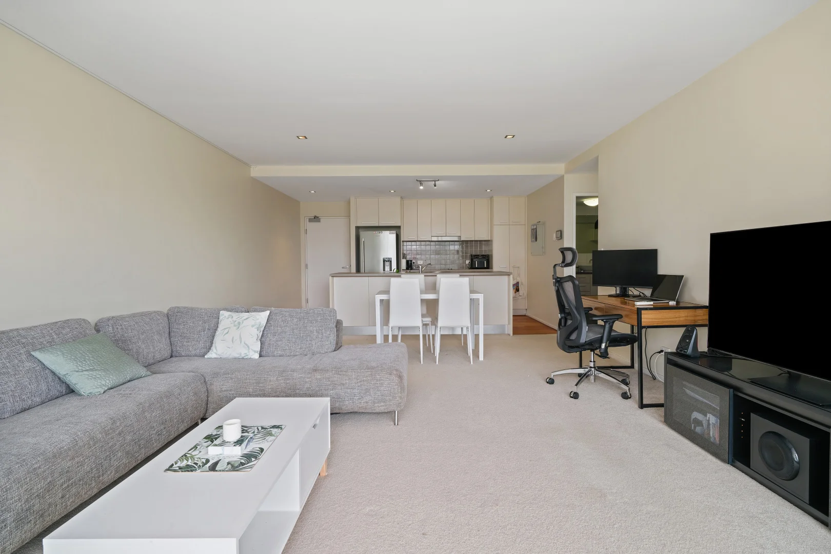 Additional image 4 of 405/24 Bolton Street, Newcastle NSW 2300