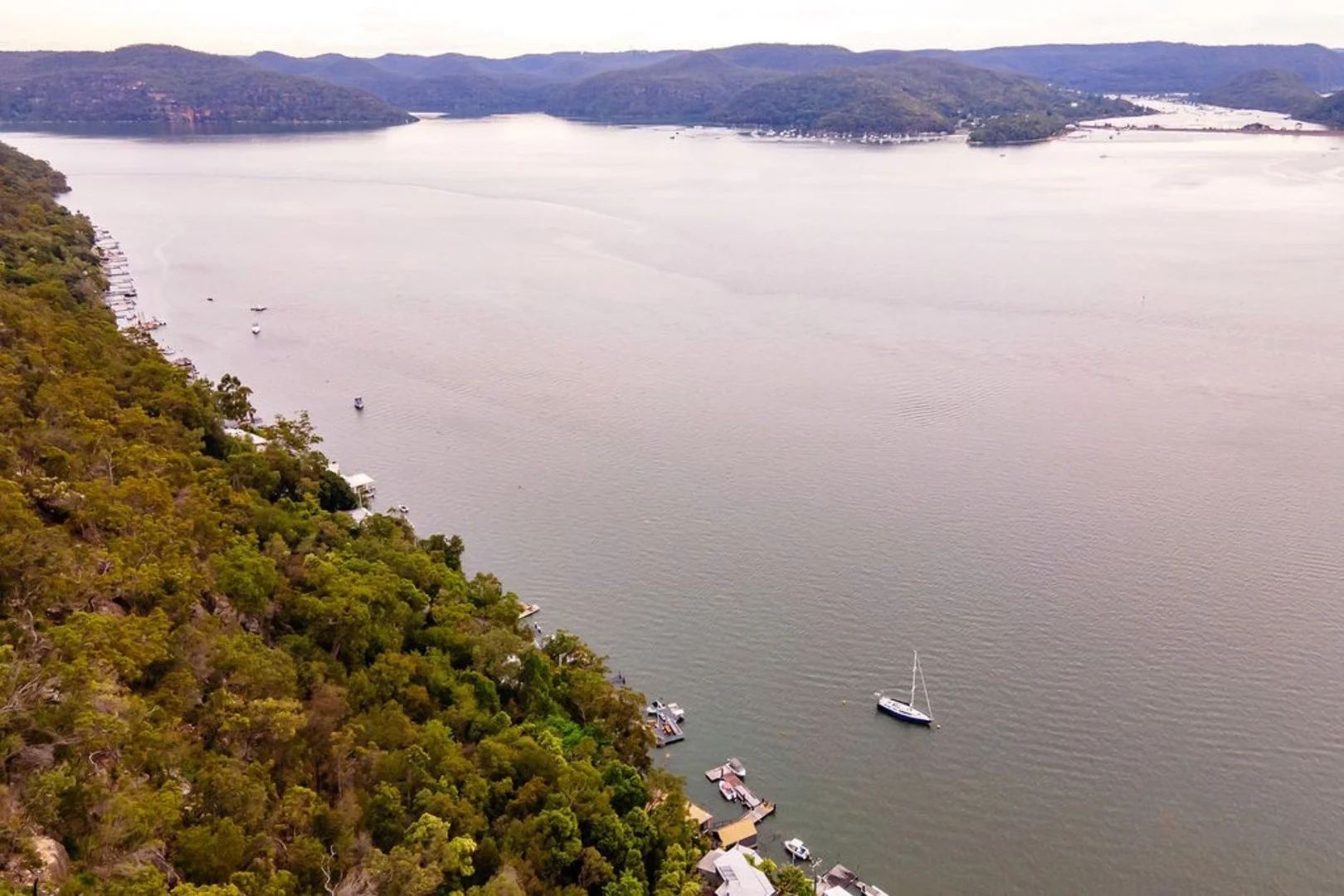 1042 Hawkesbury River, Little Wobby NSW 2256