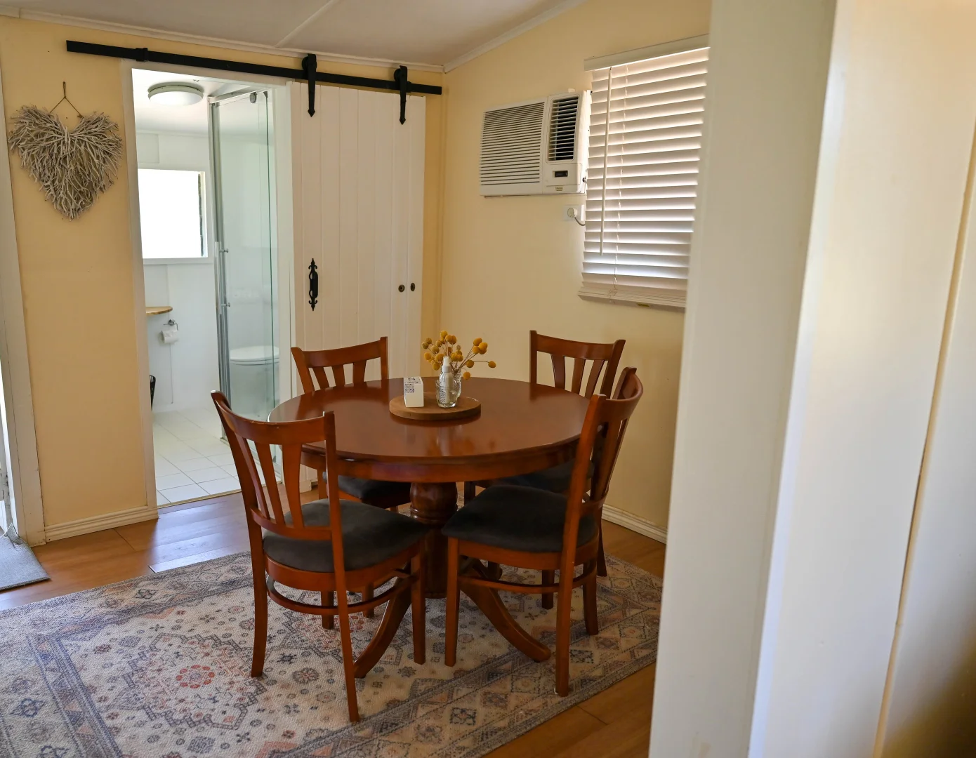 Additional image 3 of 42 Thistle Street, Blackall QLD 4472