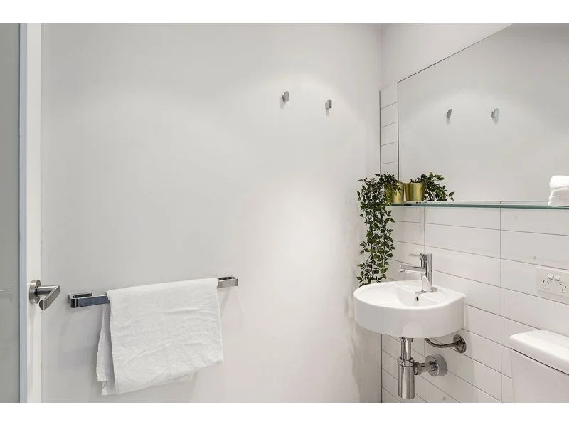 Additional image 3 of 408/673 La Trobe Street, Docklands VIC 3008