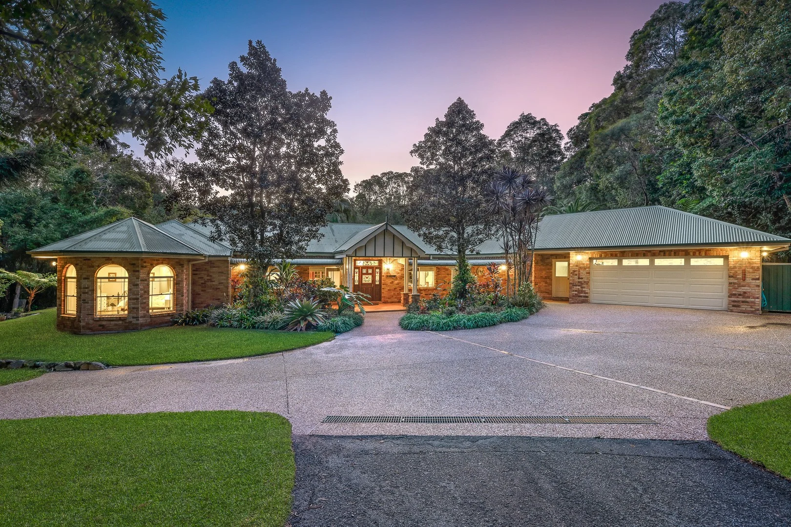 69 Armada Crescent, Currumbin Waters QLD 4223