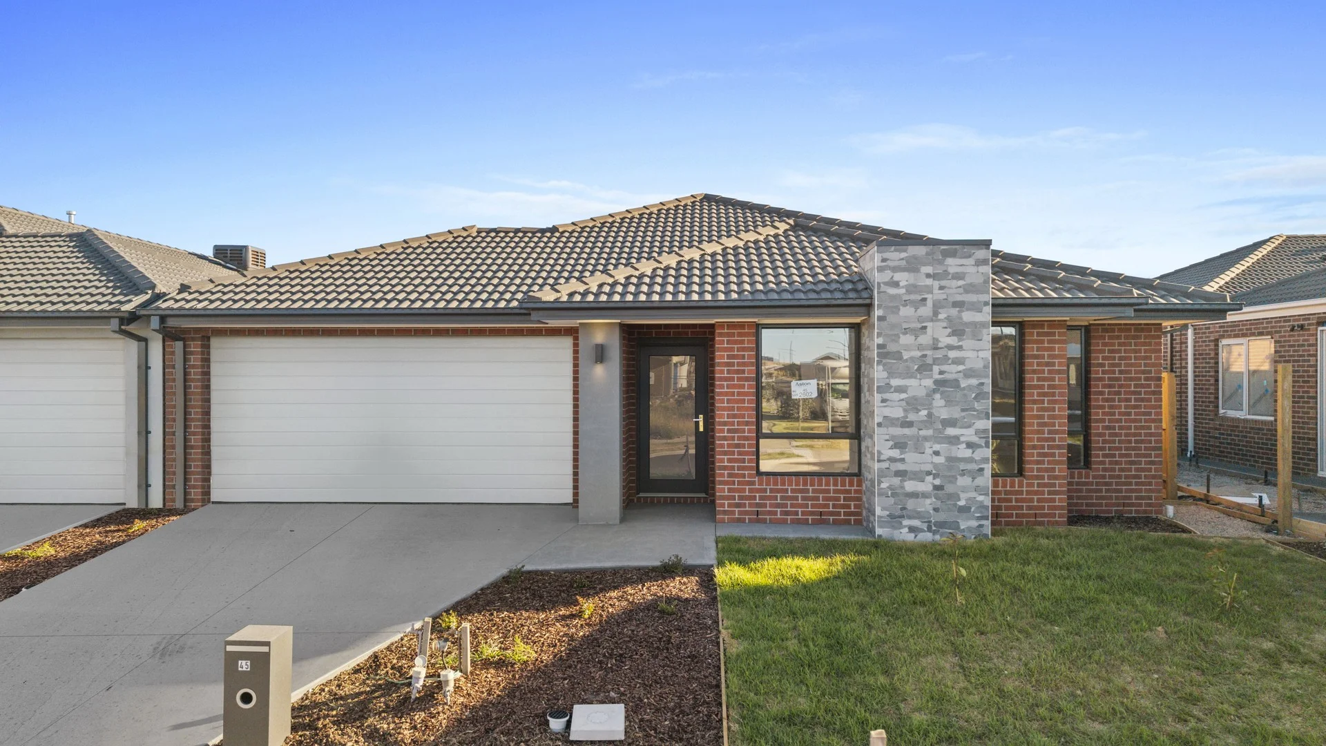 45 Foreshores Drive, Donnybrook VIC 3064
