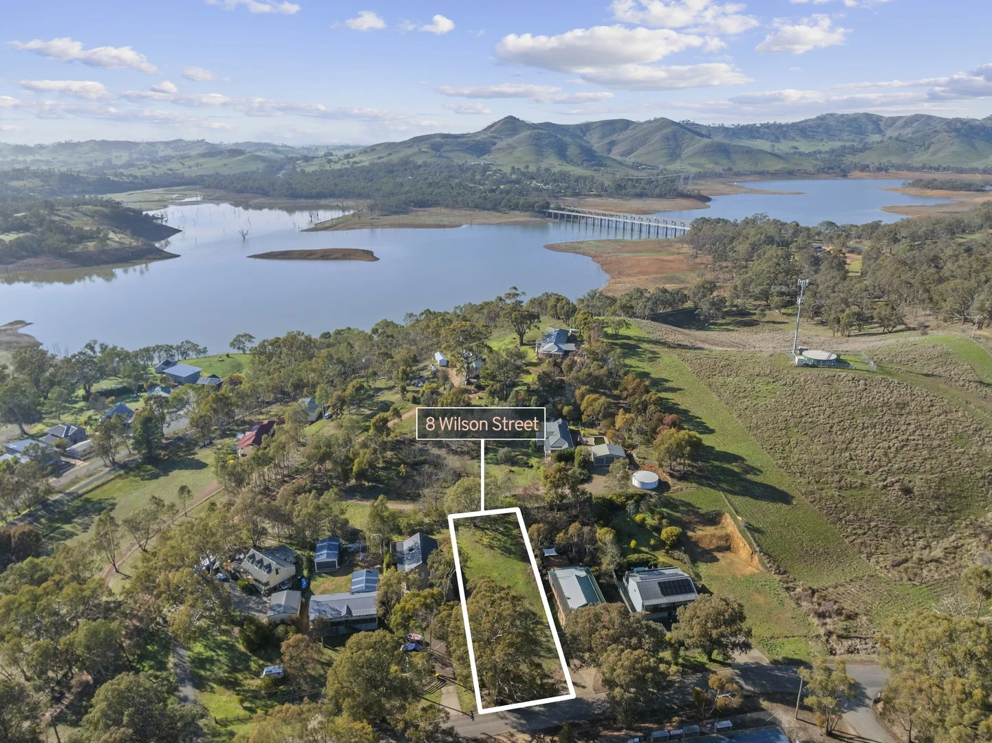 8 Wilson Street, Bonnie Doon VIC 3720