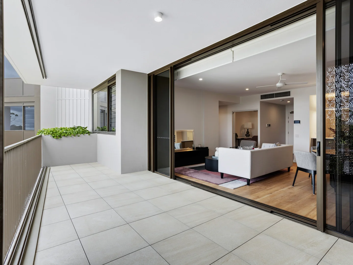 Additional image 2 of 514/135 Meiers Road, Indooroopilly QLD 4068