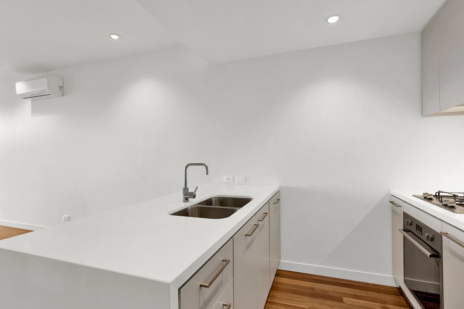 Additional image 4 of 606/59 Paisley St, Footscray VIC 3011