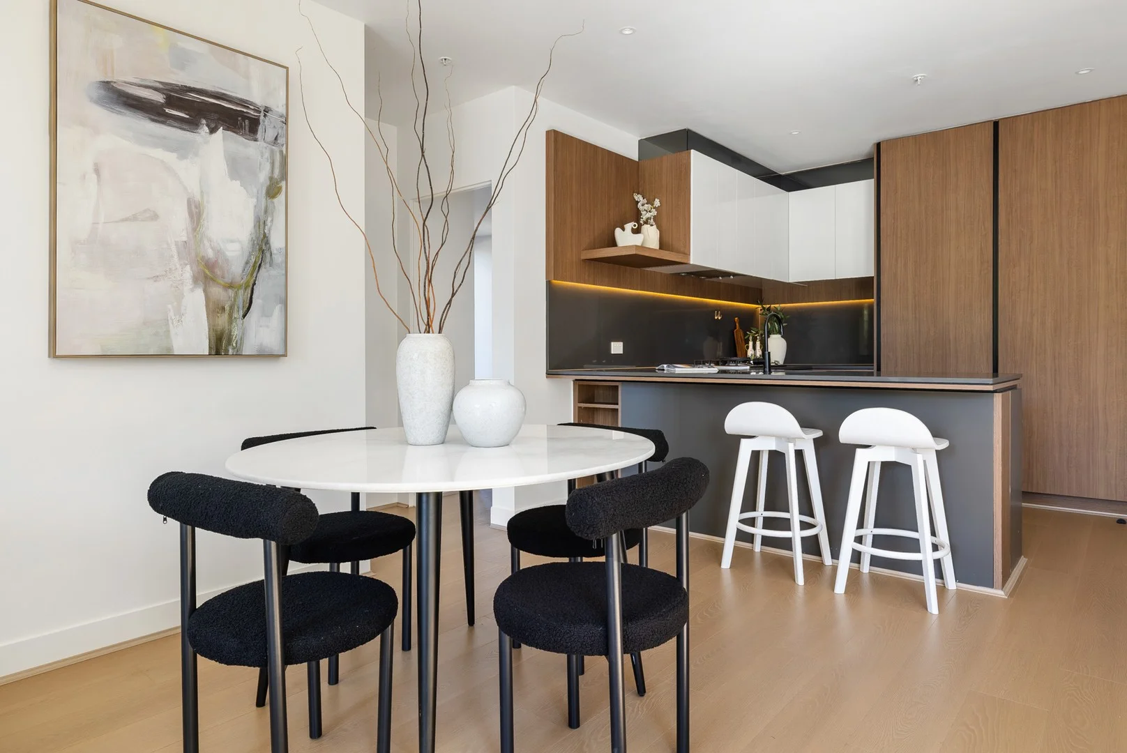 G20/692 Whitehorse Road, Mont Albert VIC 3127