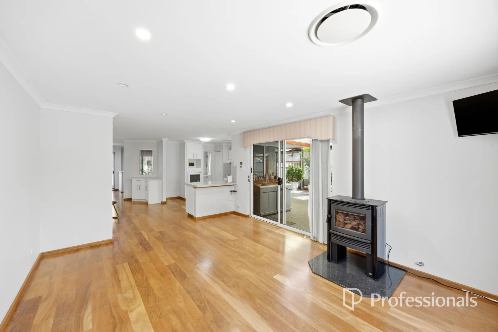 Additional image 7 of 12 Bedingfield Way, Australind WA 6233