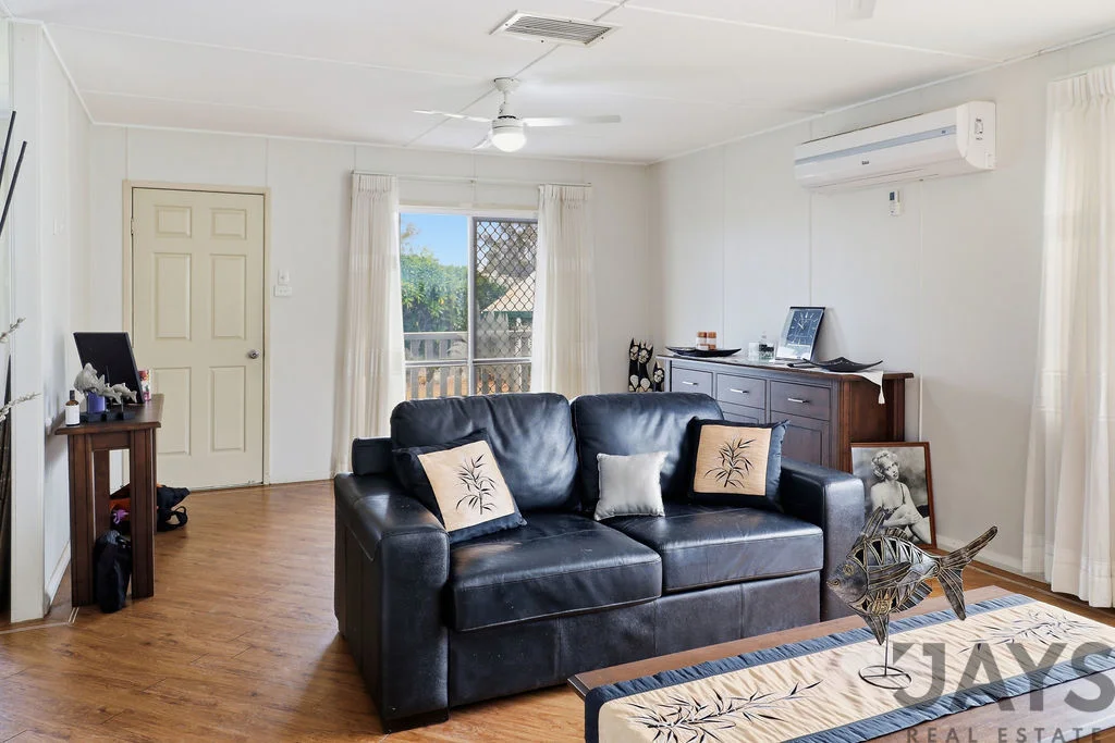 Additional image 4 of 35 Hinkler Crescent, Mount Isa QLD 4825