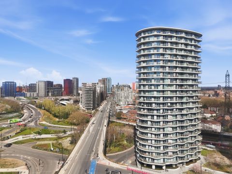 Hoola Building, Royal Docks E16
