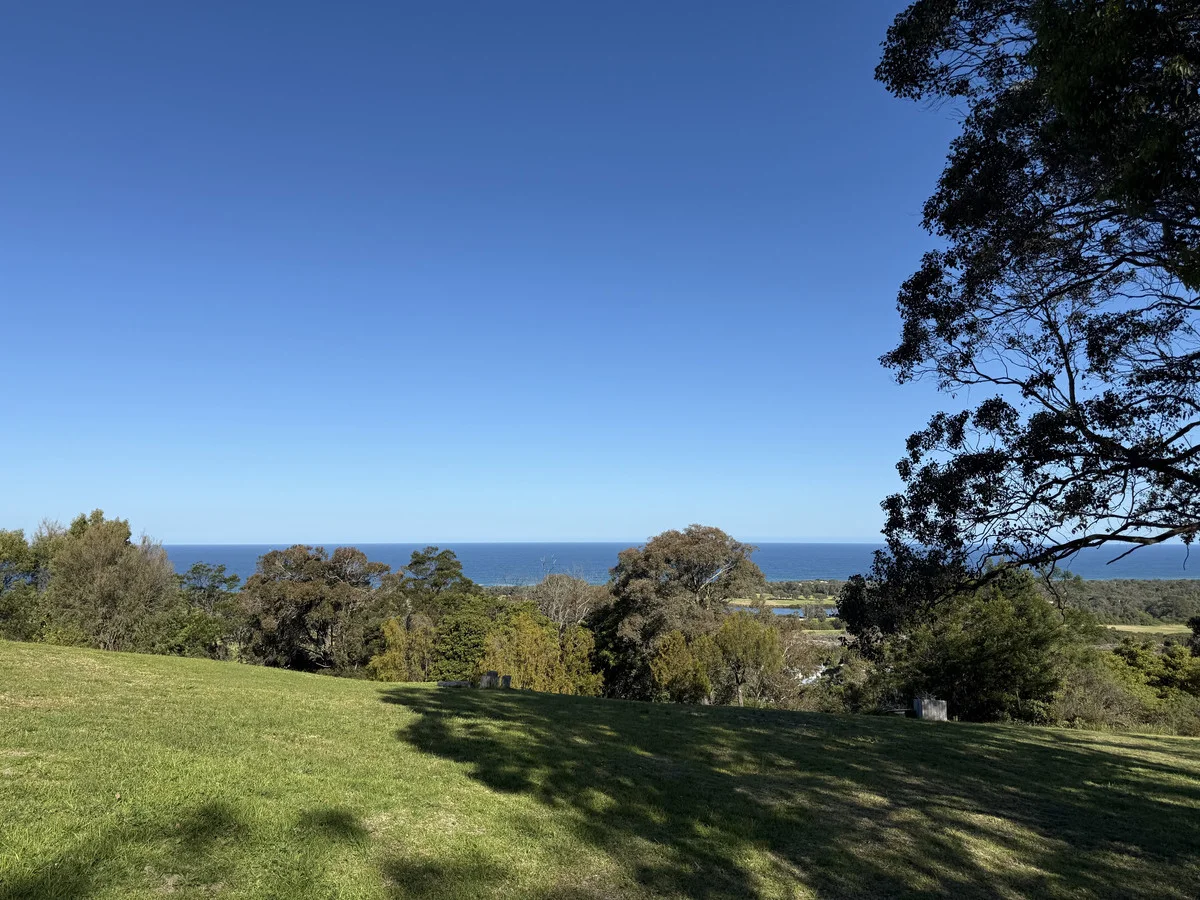 Additional image 3 of 10 Ocean View Parade, Lakes Entrance VIC 3909