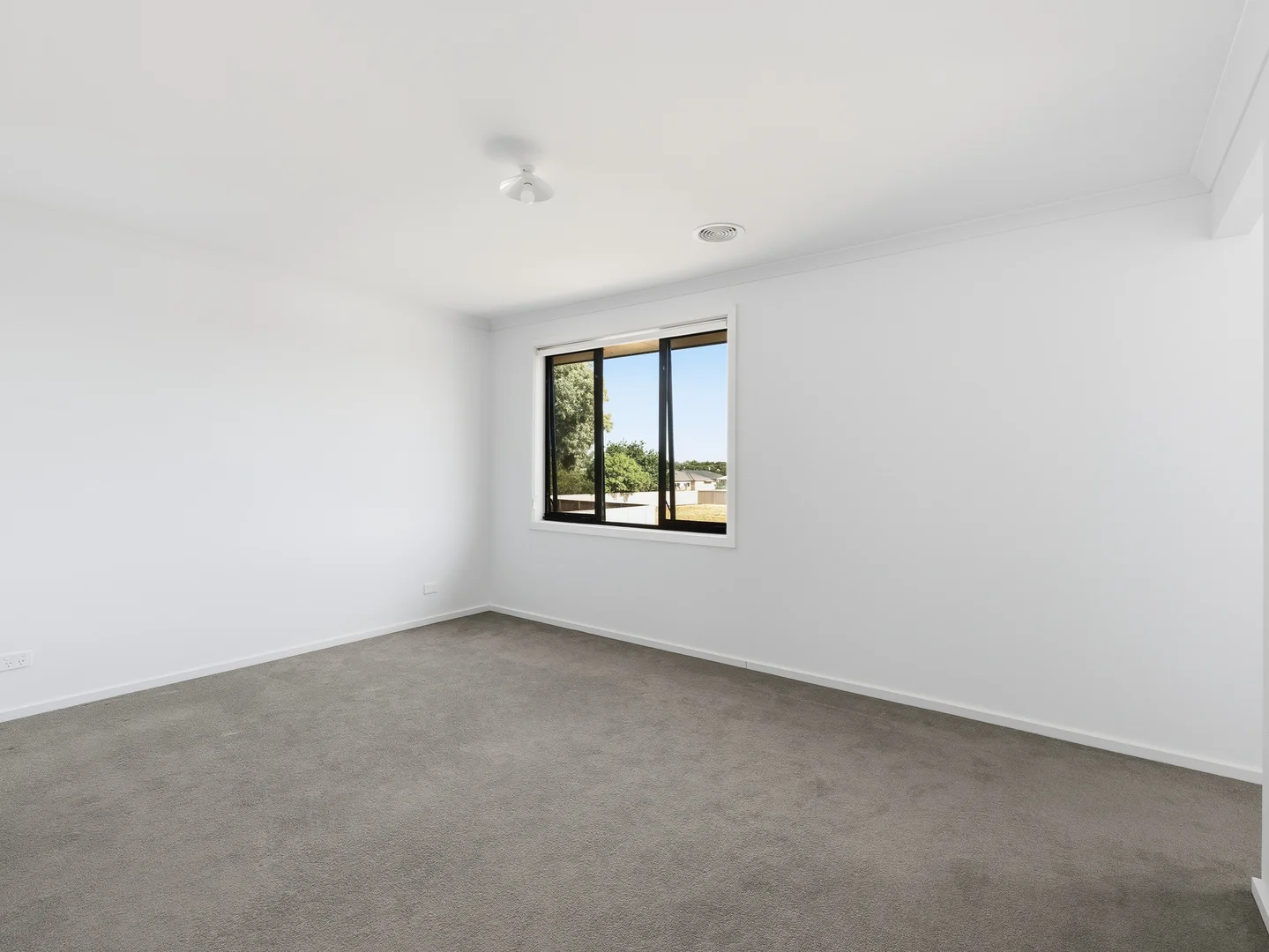 Additional image 14 of 5 Meretz Avenue, Benalla VIC 3672