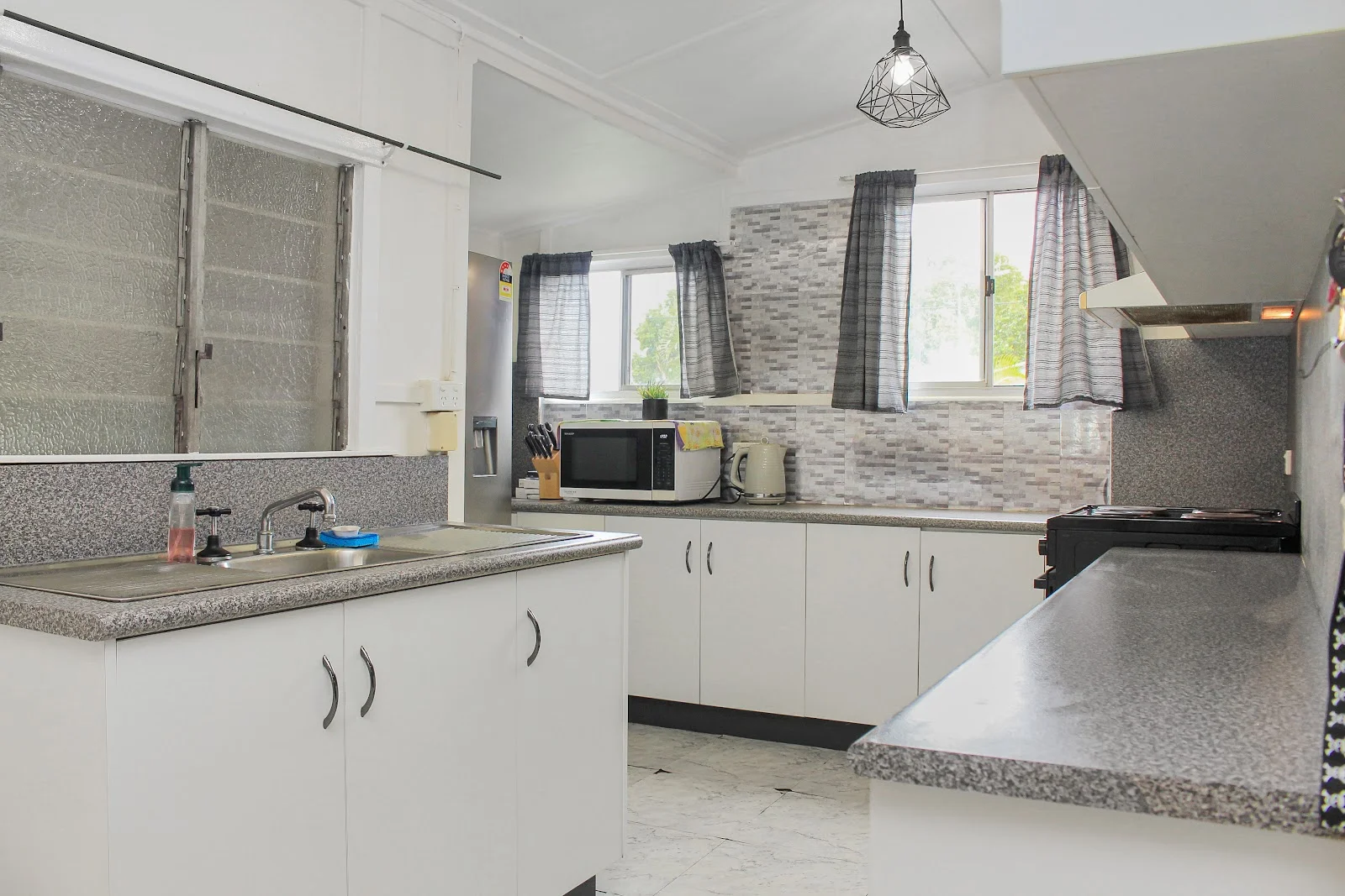 Additional image 4 of 12 Bellevue Street, Richmond Hill QLD 4820