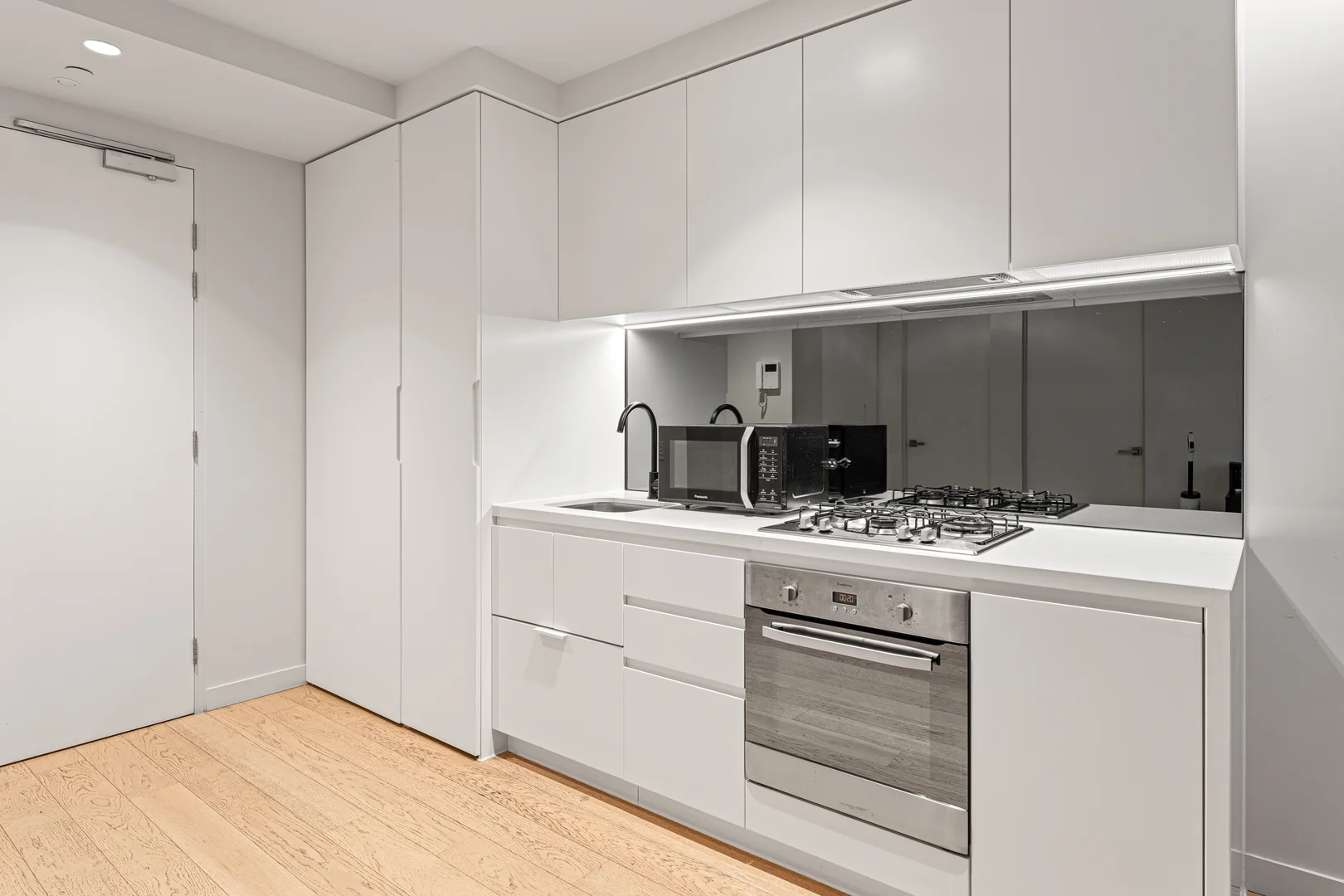 Additional image 5 of 2703/442 Elizabeth Street, Melbourne VIC 3000