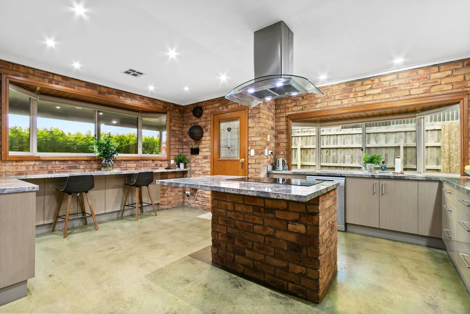 Additional image 2 of 8 Elm Court, Traralgon VIC 3844