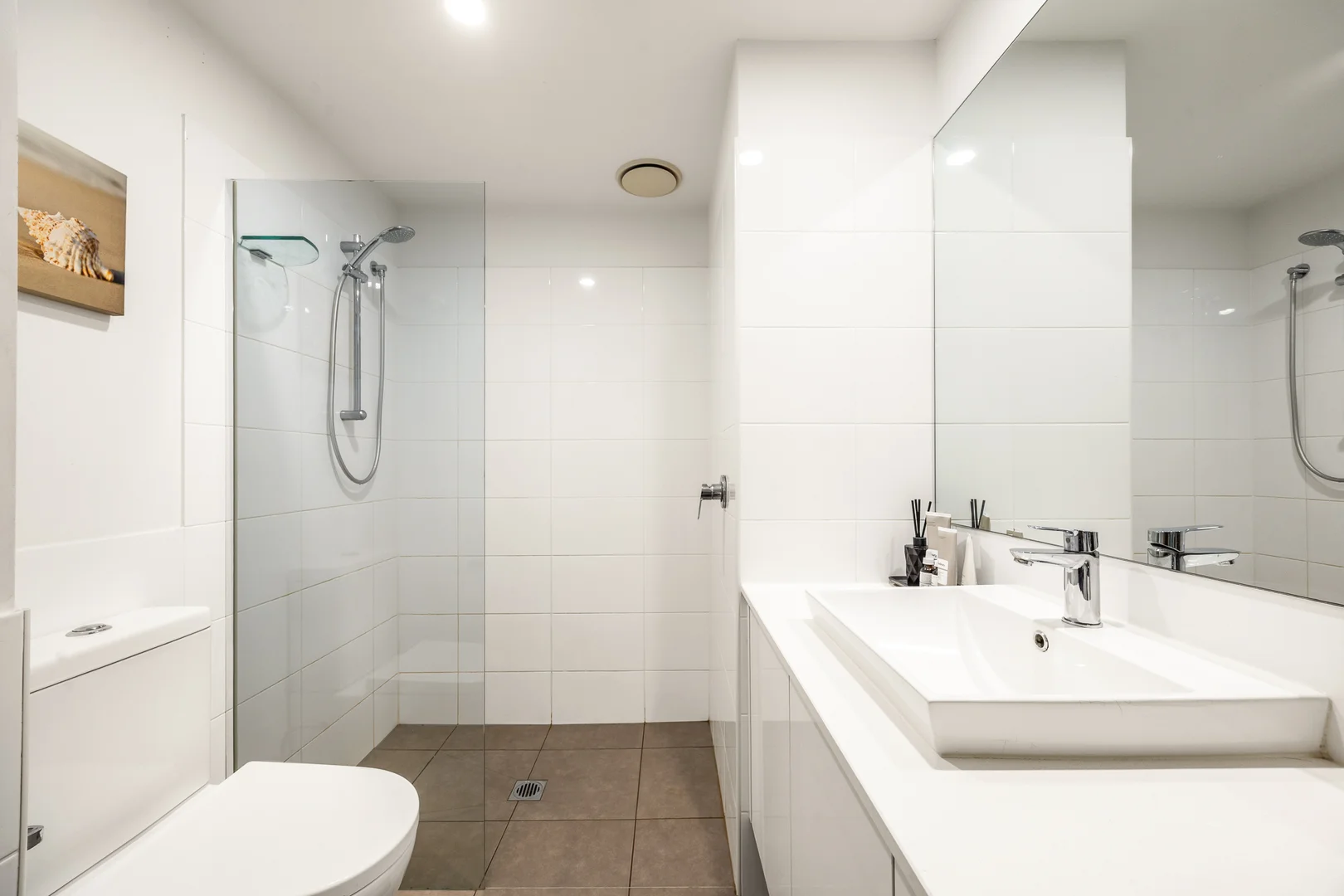 Additional image 16 of 2403/1-7 Waterford Court, Bundall QLD 4217