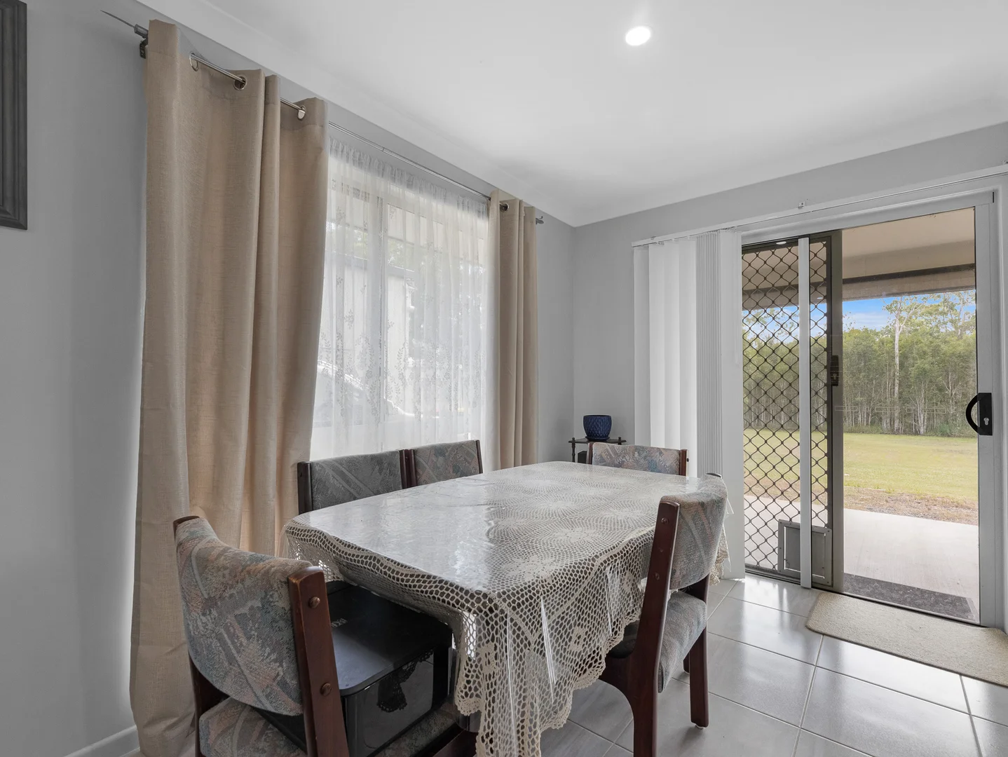 Additional image 4 of 16 Jilgarree Place, Oakhurst QLD 4650