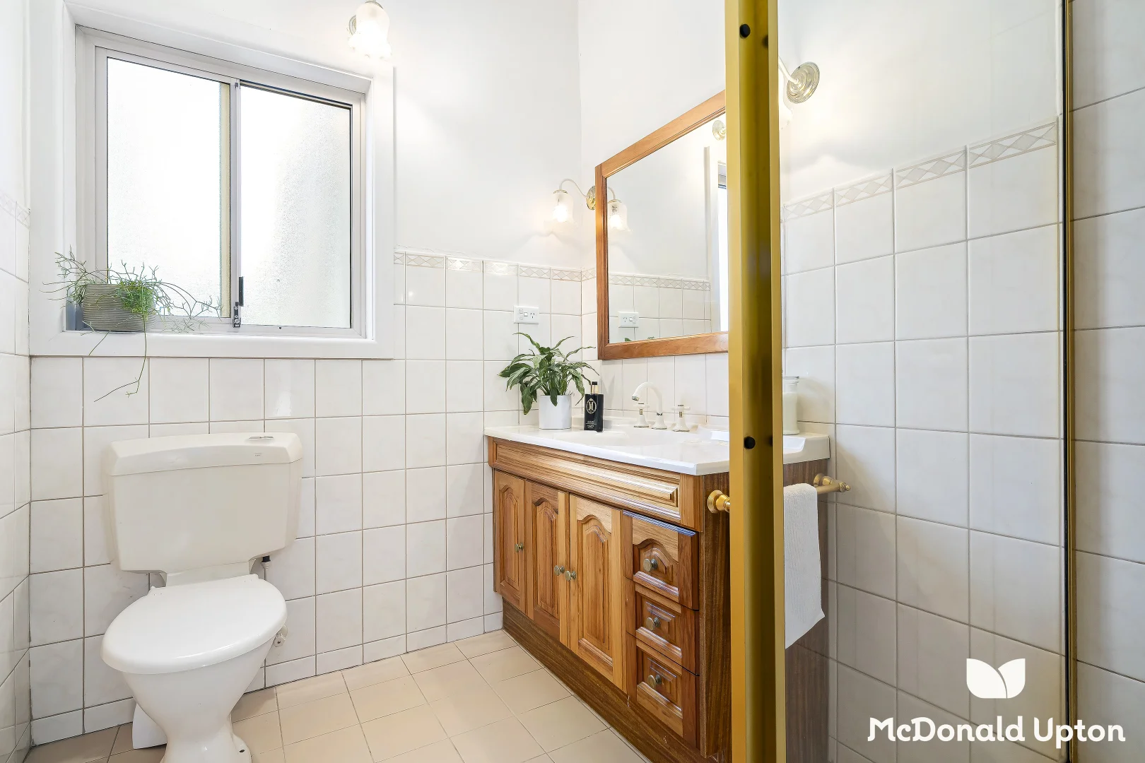 Additional image 12 of 17 Hayes Road, Strathmore VIC 3041