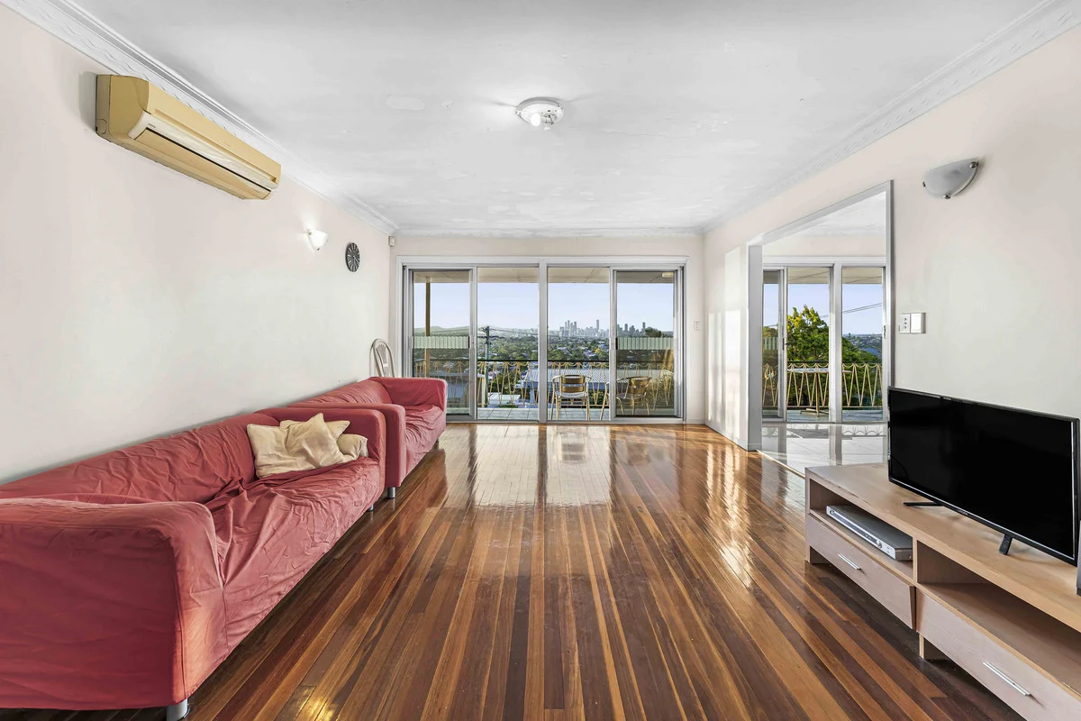 Additional image 9 of 53 Kneale Street, Holland Park West QLD 4121
