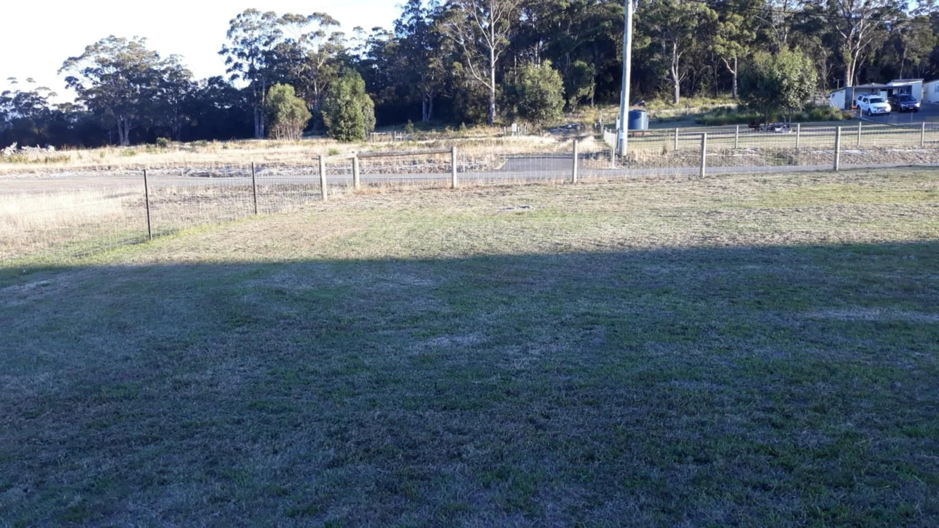 Additional image 2 of White Beach TAS 7184