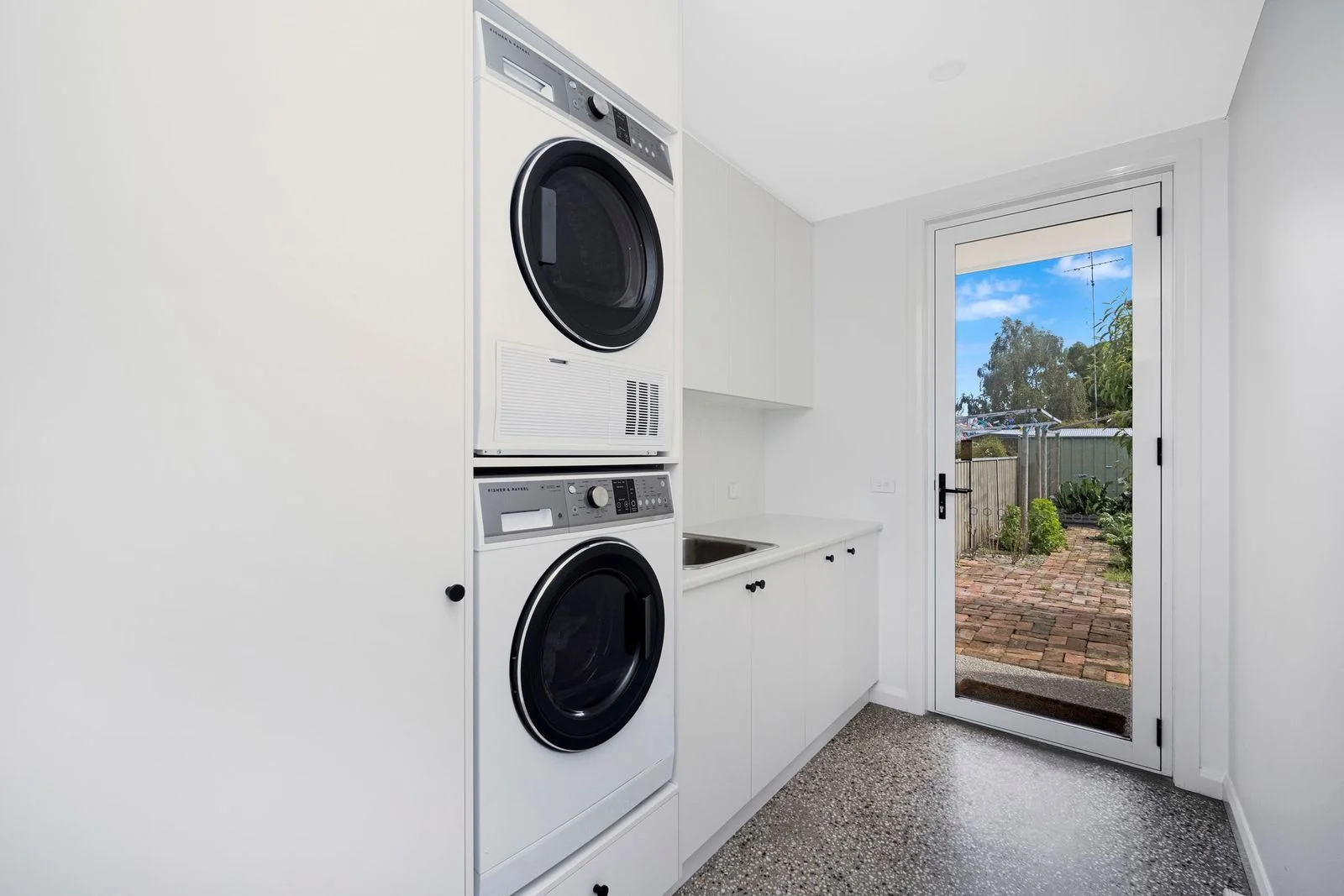 Additional image 16 of 5 Dinwoodie Street, Hamilton VIC 3300