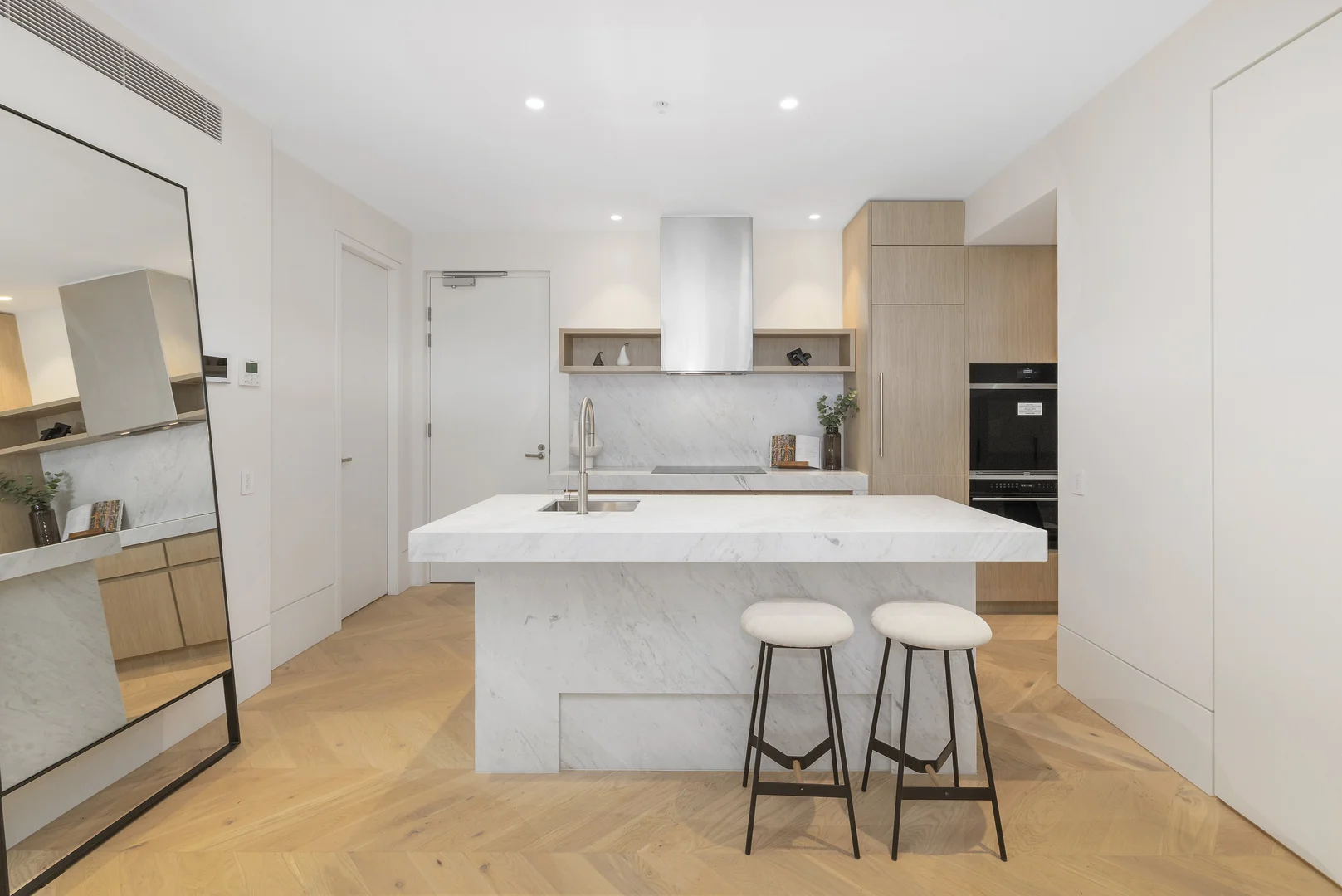 Additional image 4 of 202/9 Waters Lane, Neutral Bay NSW 2089