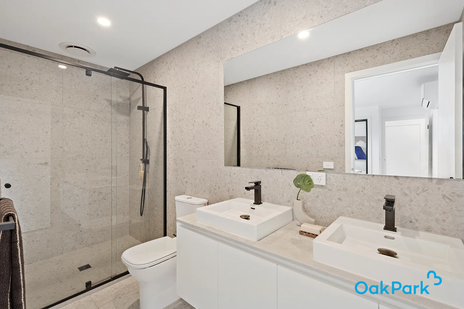 Additional image 17 of 2/105 Snell Grove, Oak Park VIC 3046