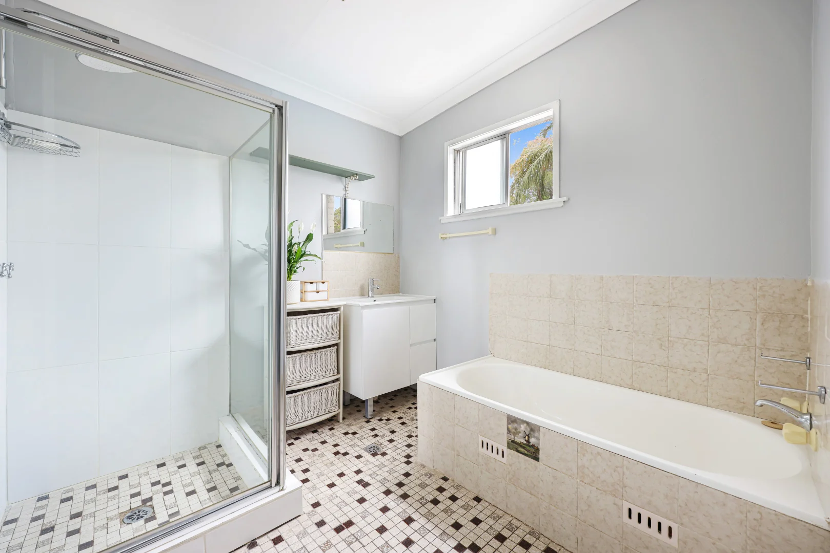 Additional image 6 of 555 - 557 Armidale Road, East Tamworth NSW 2340