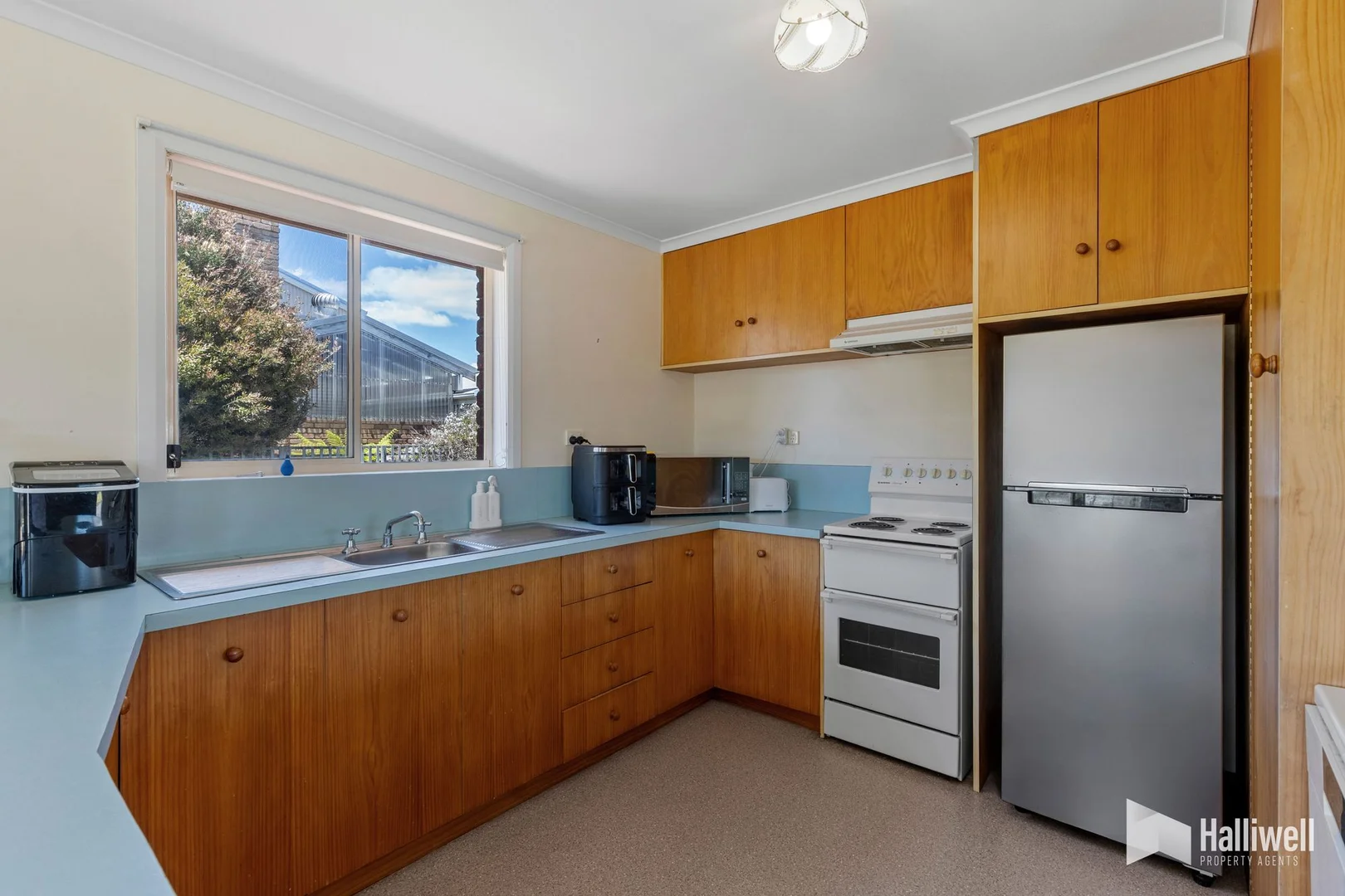 Additional image 10 of 6 Vine Street, Hawley Beach TAS 7307