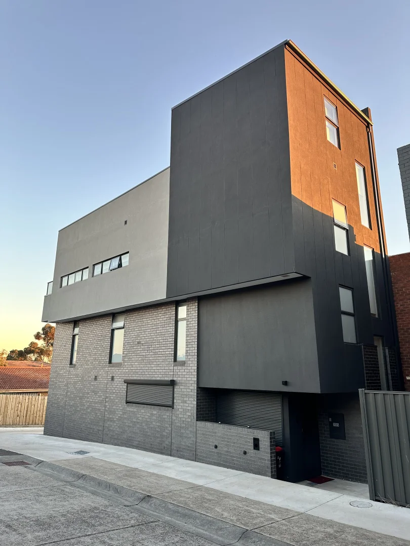 Additional image 12 of 2/105 Snell Grove, Oak Park VIC 3046