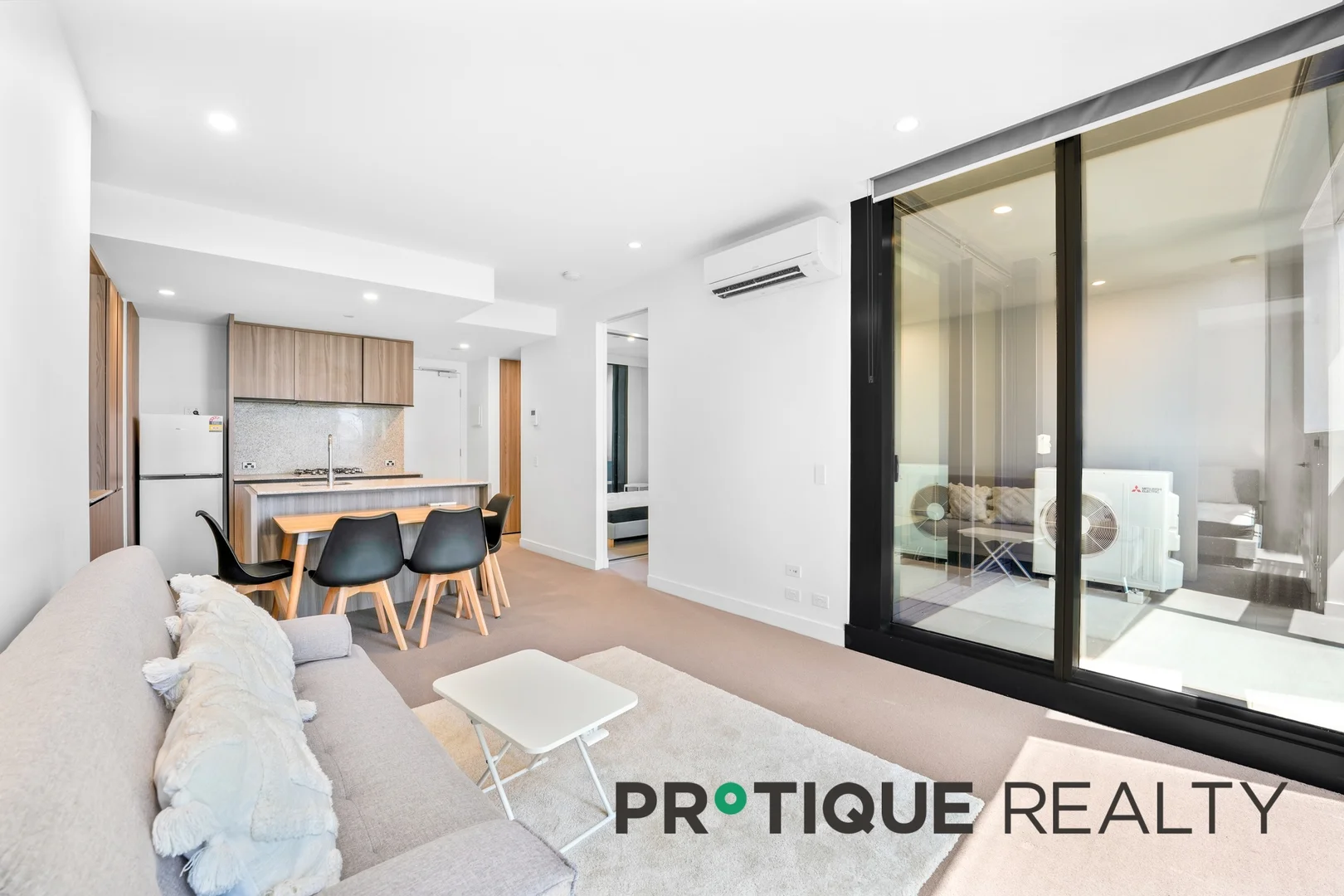 Additional image 2 of 1202/160 Victoria Street, Carlton VIC 3053