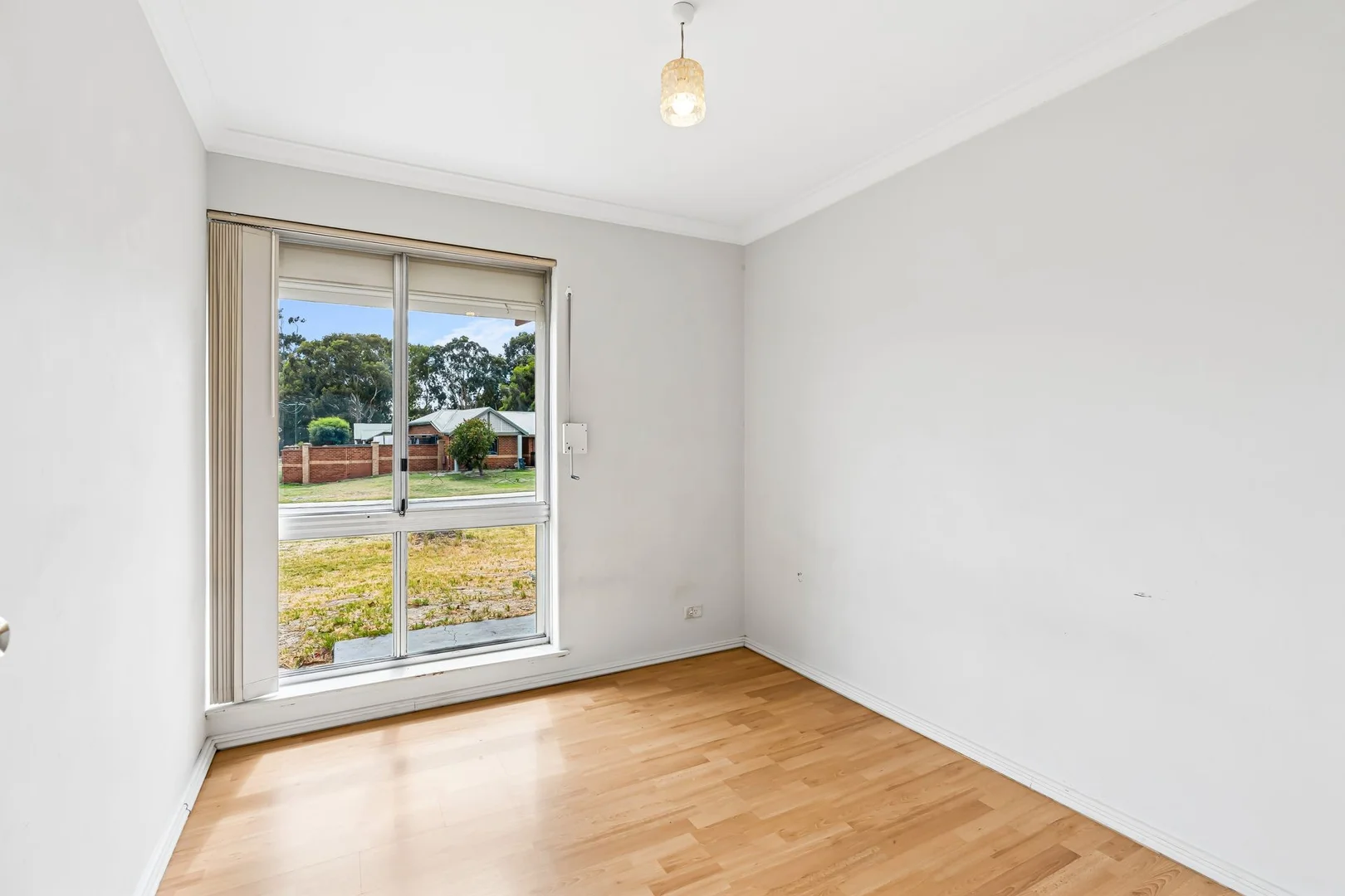 Additional image 11 of 28 Wooramel Crescent, Gosnells WA 6110