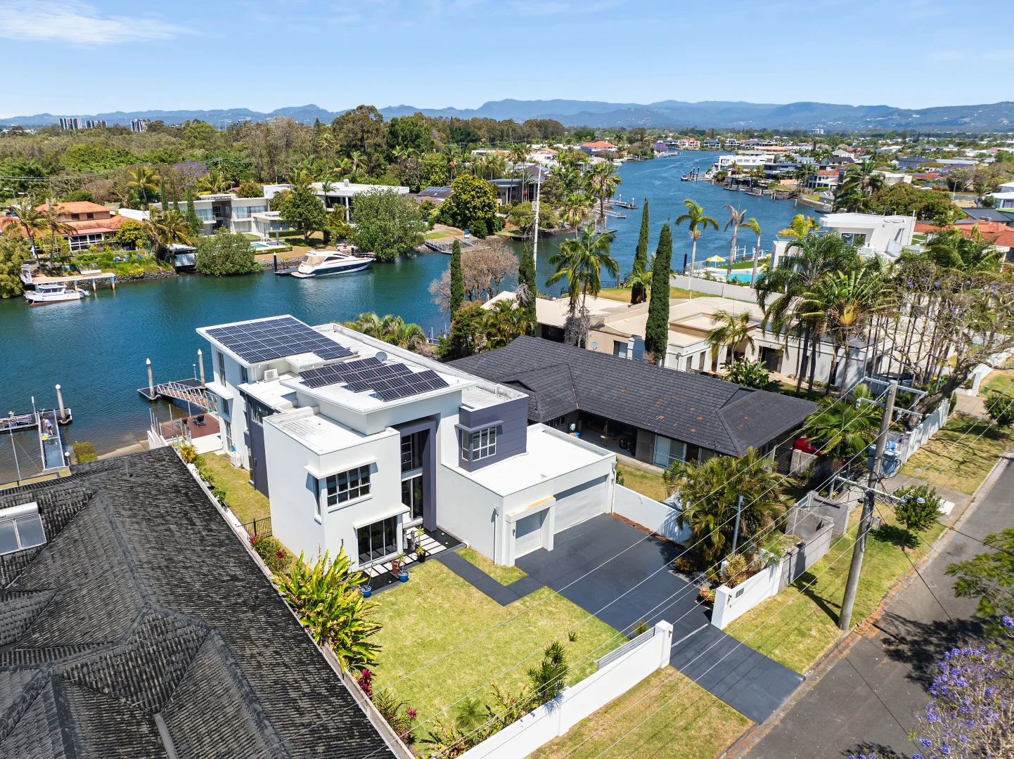 Additional image 13 of 8 Binda Place, Sorrento QLD 4217