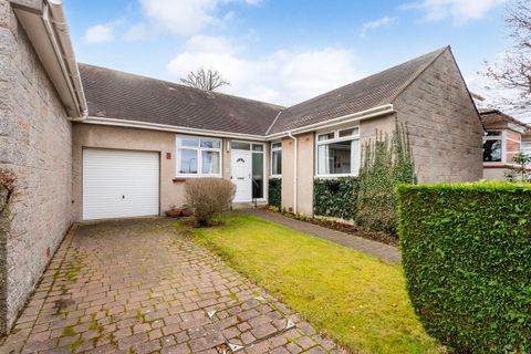 Baberton Crescent, Juniper Green, Edinburgh EH14