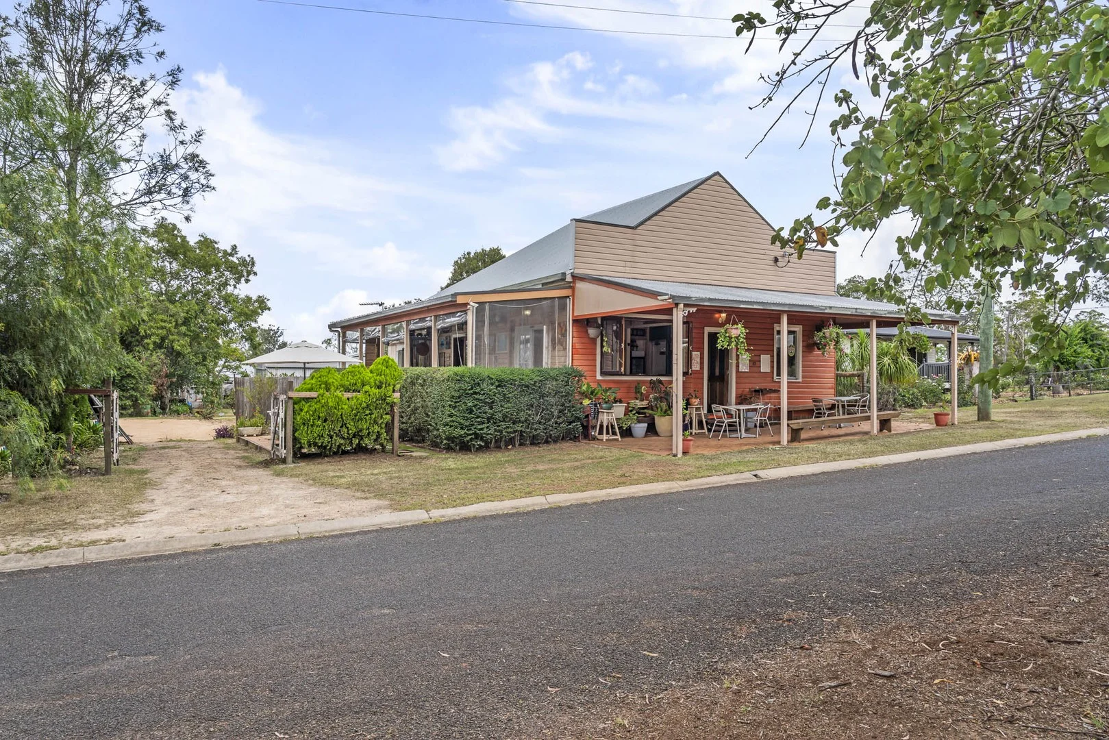 17 Boundary Street, Haden QLD 4353