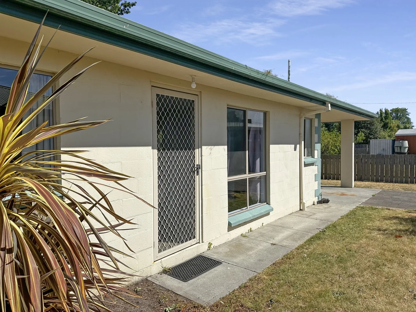 Additional image 5 of 1-2/21 Annie St, St Helens TAS 7216