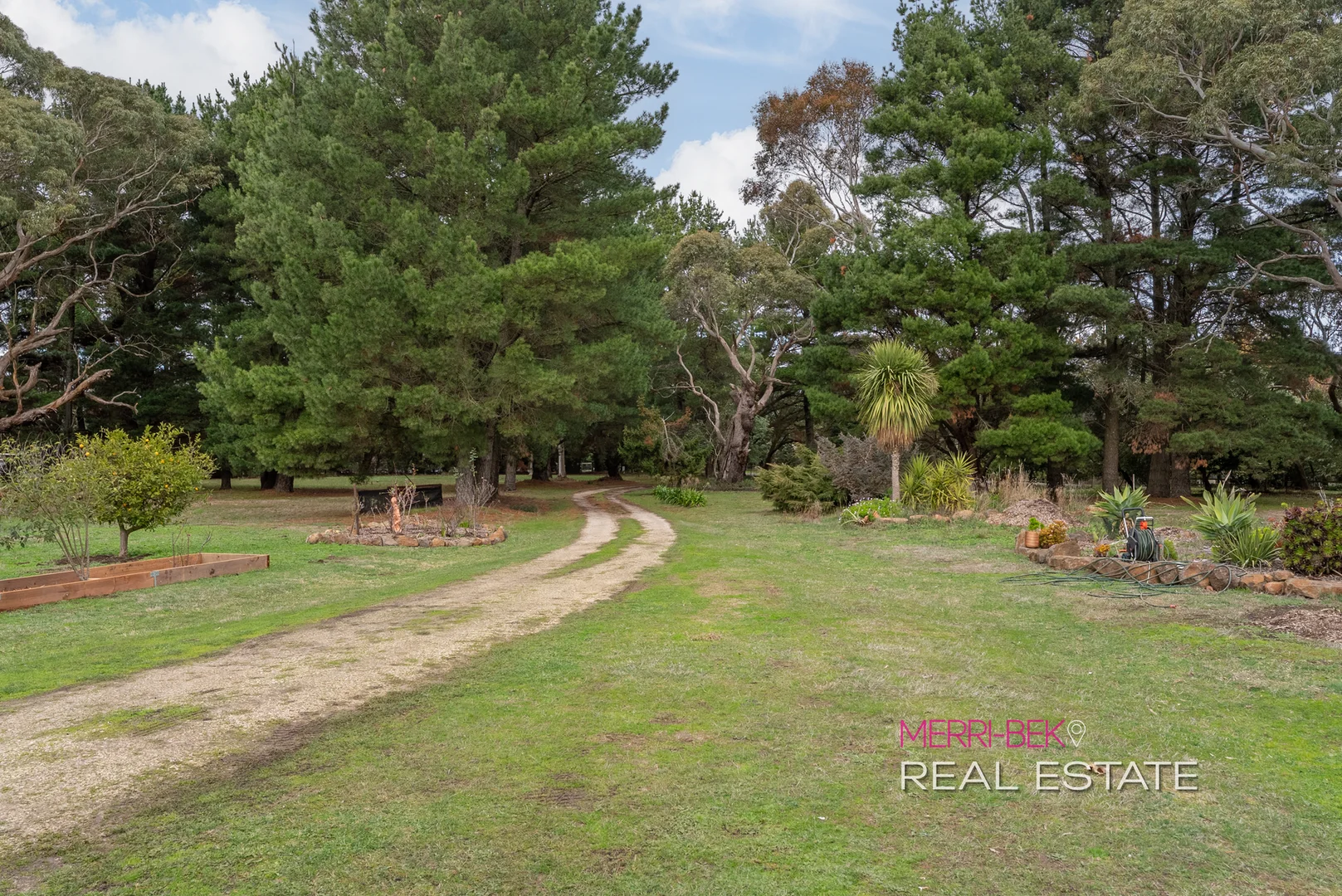 Additional image 16 of 258 Knox Road, Romsey VIC 3434