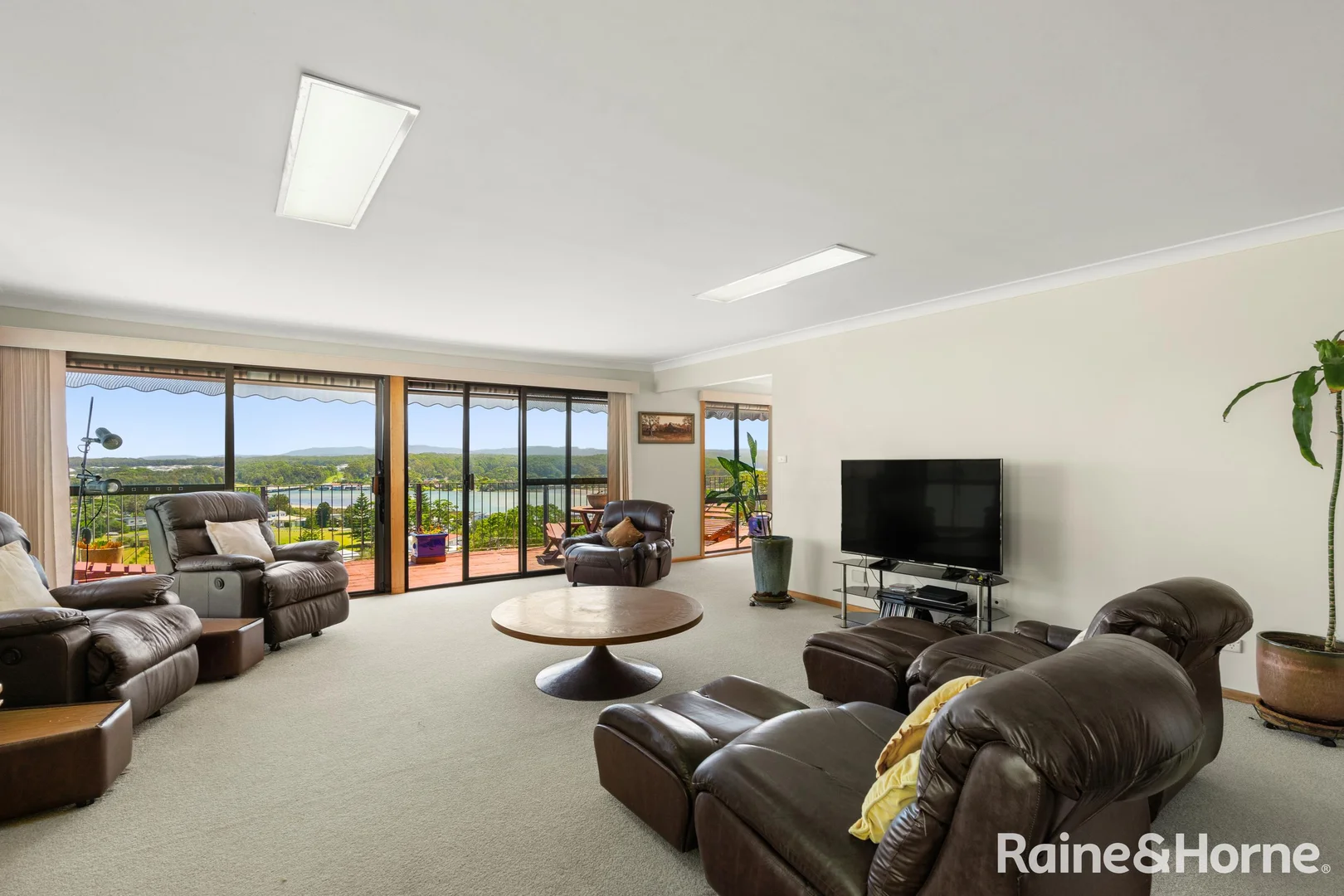 Additional image 9 of 10 Braidwood Avenue, Burrill Lake NSW 2539